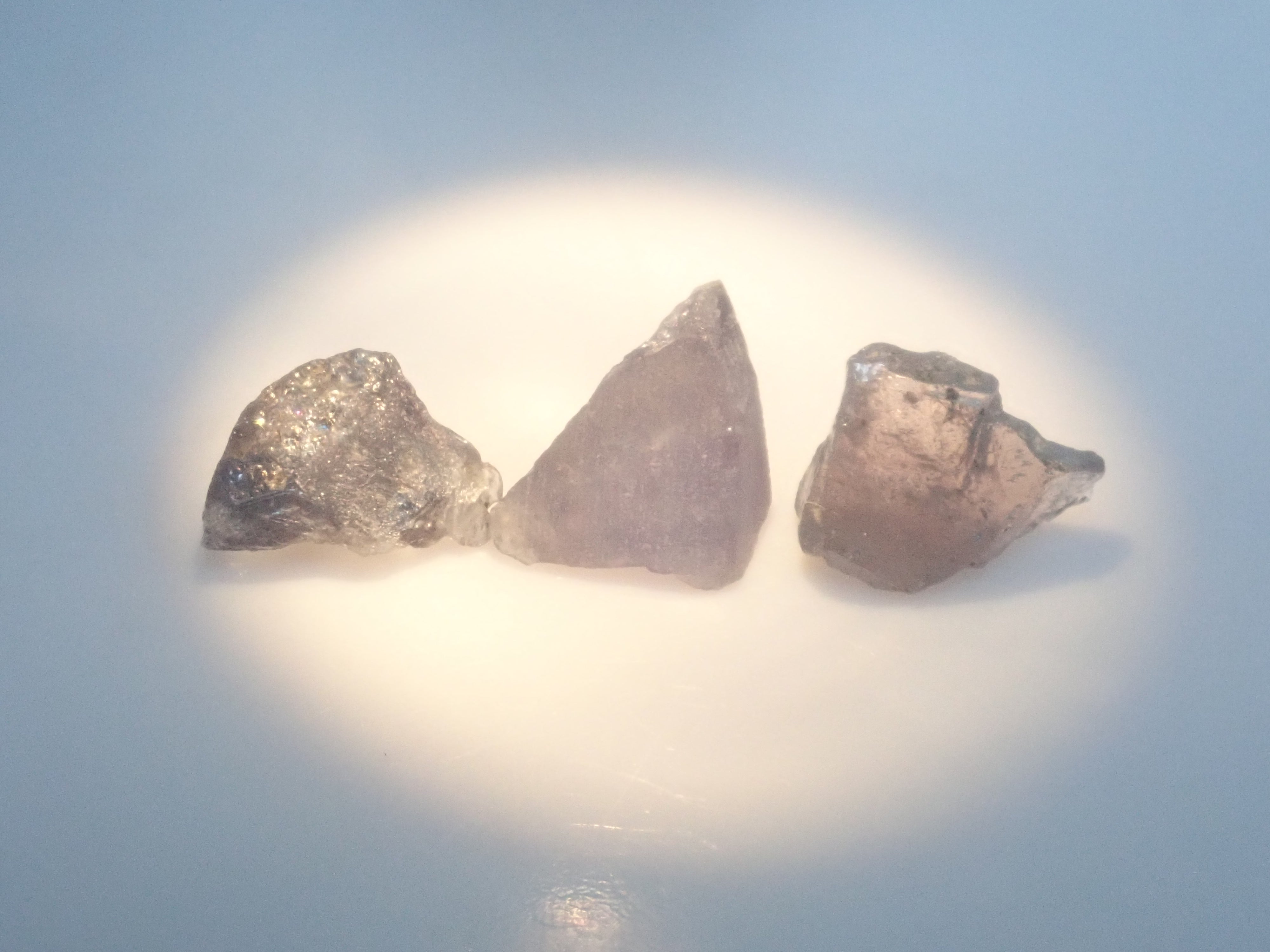 【2月2日晚間10點開始販售】限量20顆寶石:俄羅斯亞歷山大石、金綠寶石雙貓眼石及亞歷山大石扭蛋【多買有優惠】