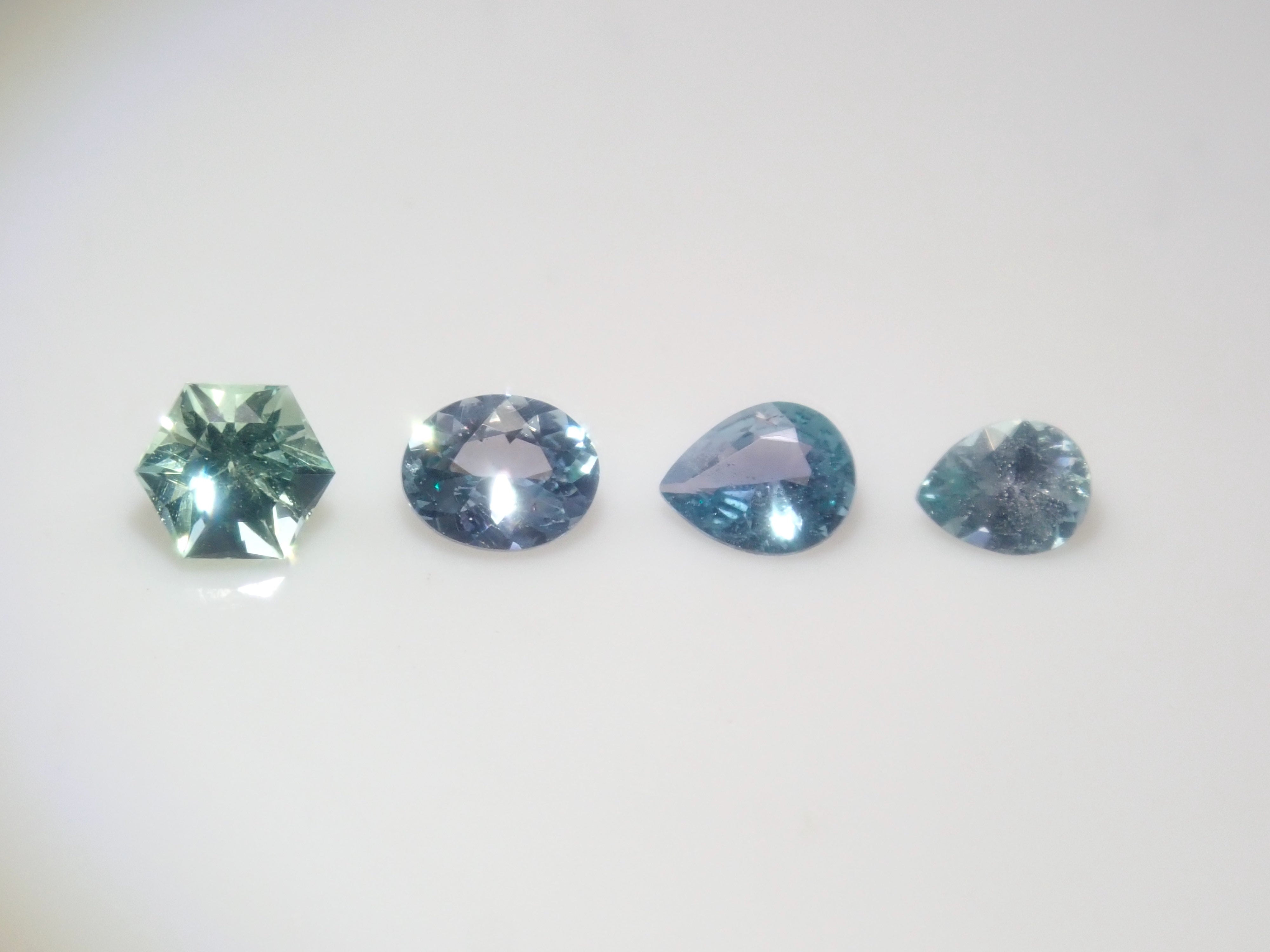 【1/23 22時販売】《限定13石》レアストーンガチャ💎通常39,800円のジンバブエ産ユークレース・シンシャ・レッドベリル・コーネルピン・ベニトアイト・クリノゾイサイトなど《複数購入割引有》