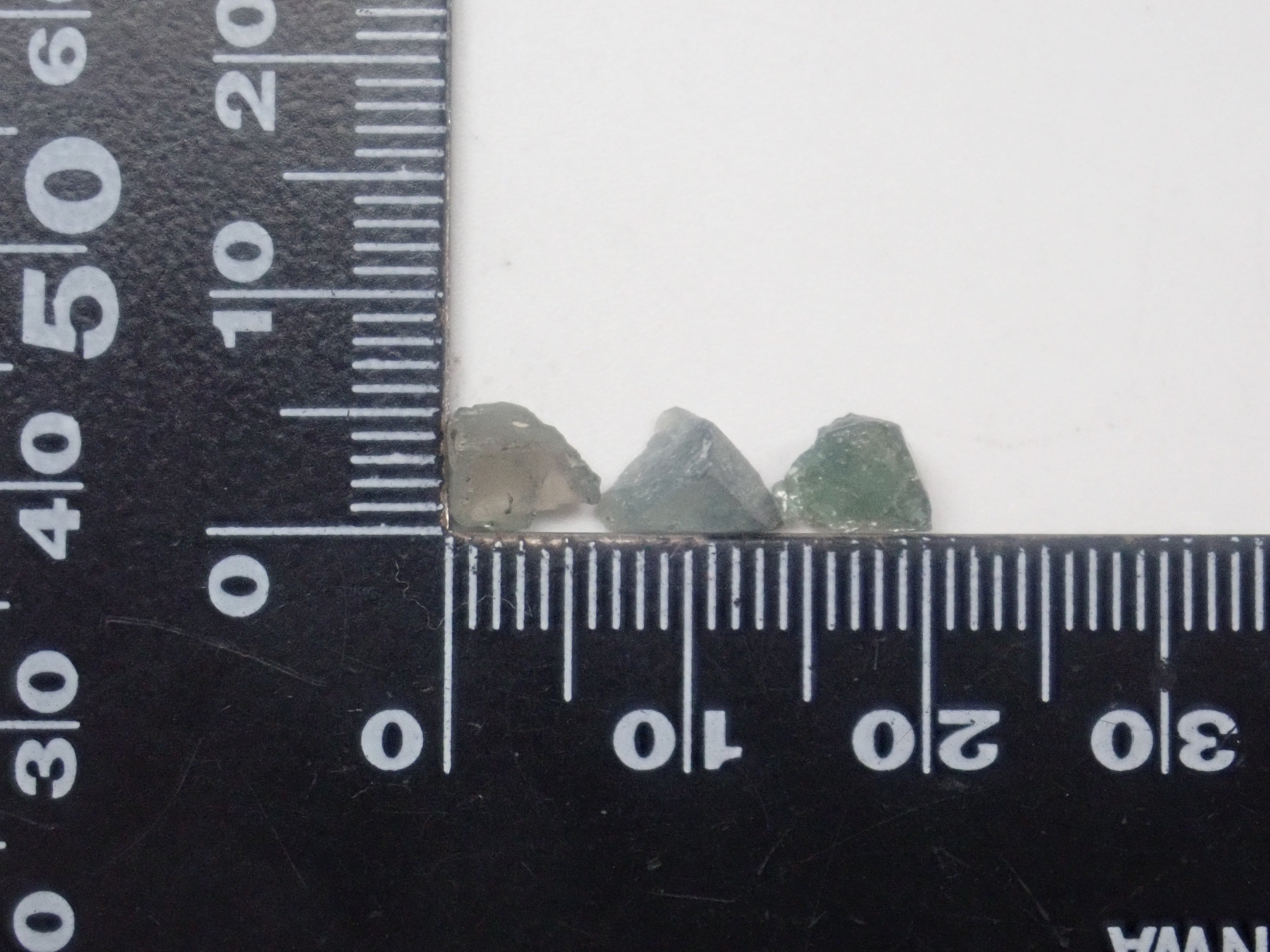 【2月2日晚間10點開始販售】限量20顆寶石:俄羅斯亞歷山大石、金綠寶石雙貓眼石及亞歷山大石扭蛋【多買有優惠】