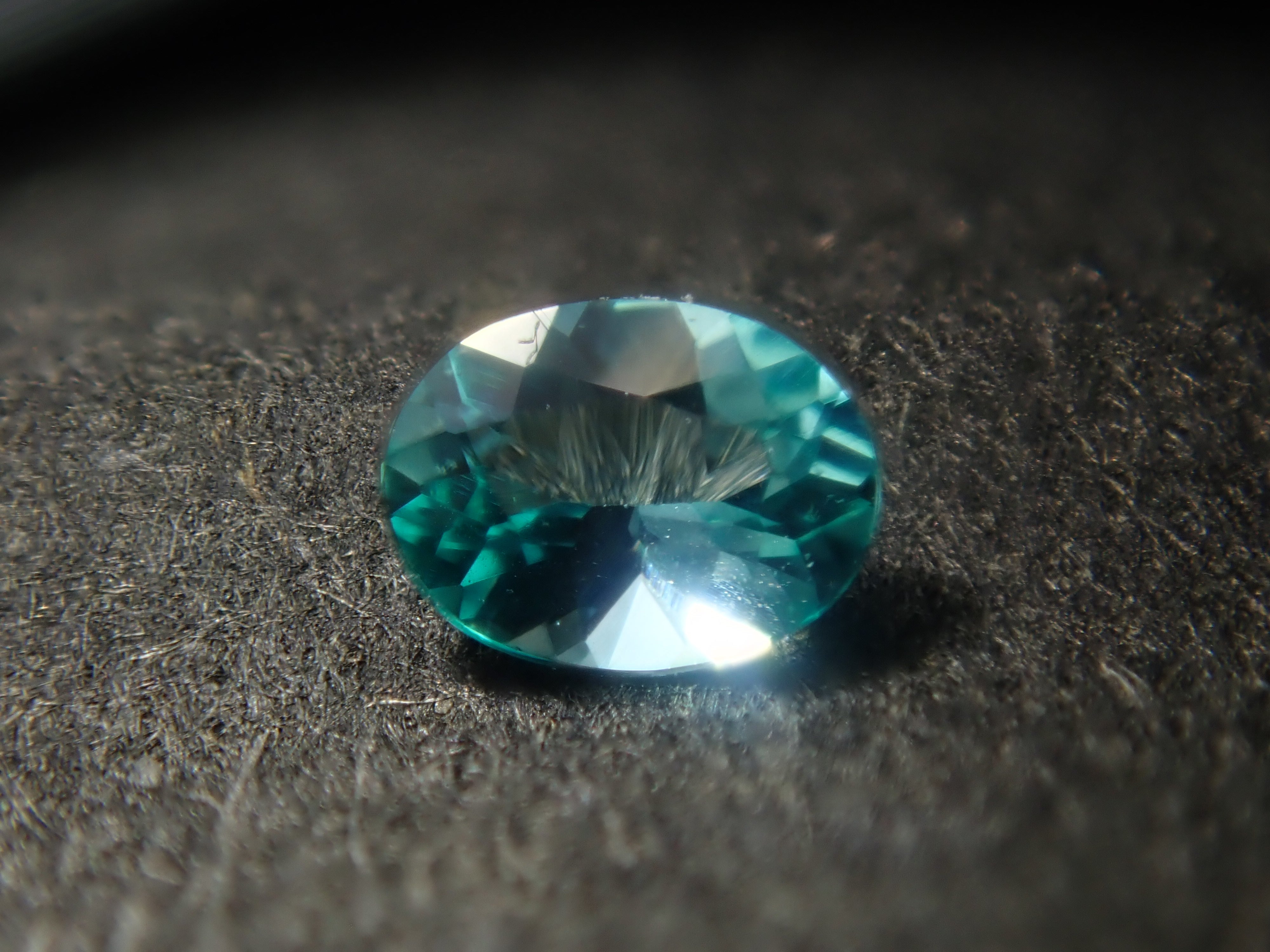 【3月7日晚間10點開賣】限量版(36顆)巴西帕拉伊巴碧璽(巴塔利亞礦)扭蛋💎 原價:¥45,800(含分揀及未加熱原石)【多買有優惠】