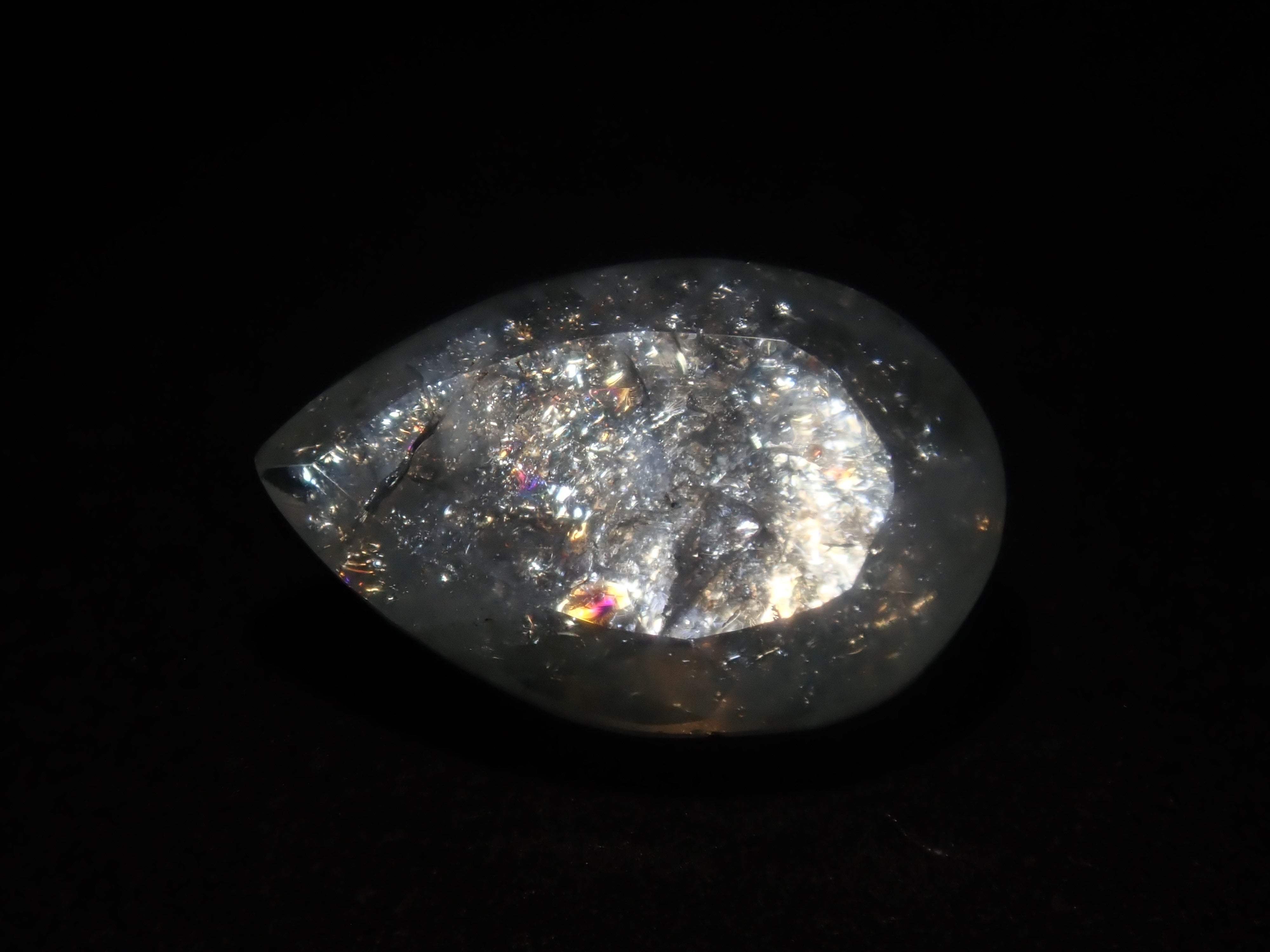 【8/30 22時販売】《限定8石》ブラジル産レインボーアクアマリン1石ルース(平均0.9ct,ペアシェイプカット)《複数購入割引有》