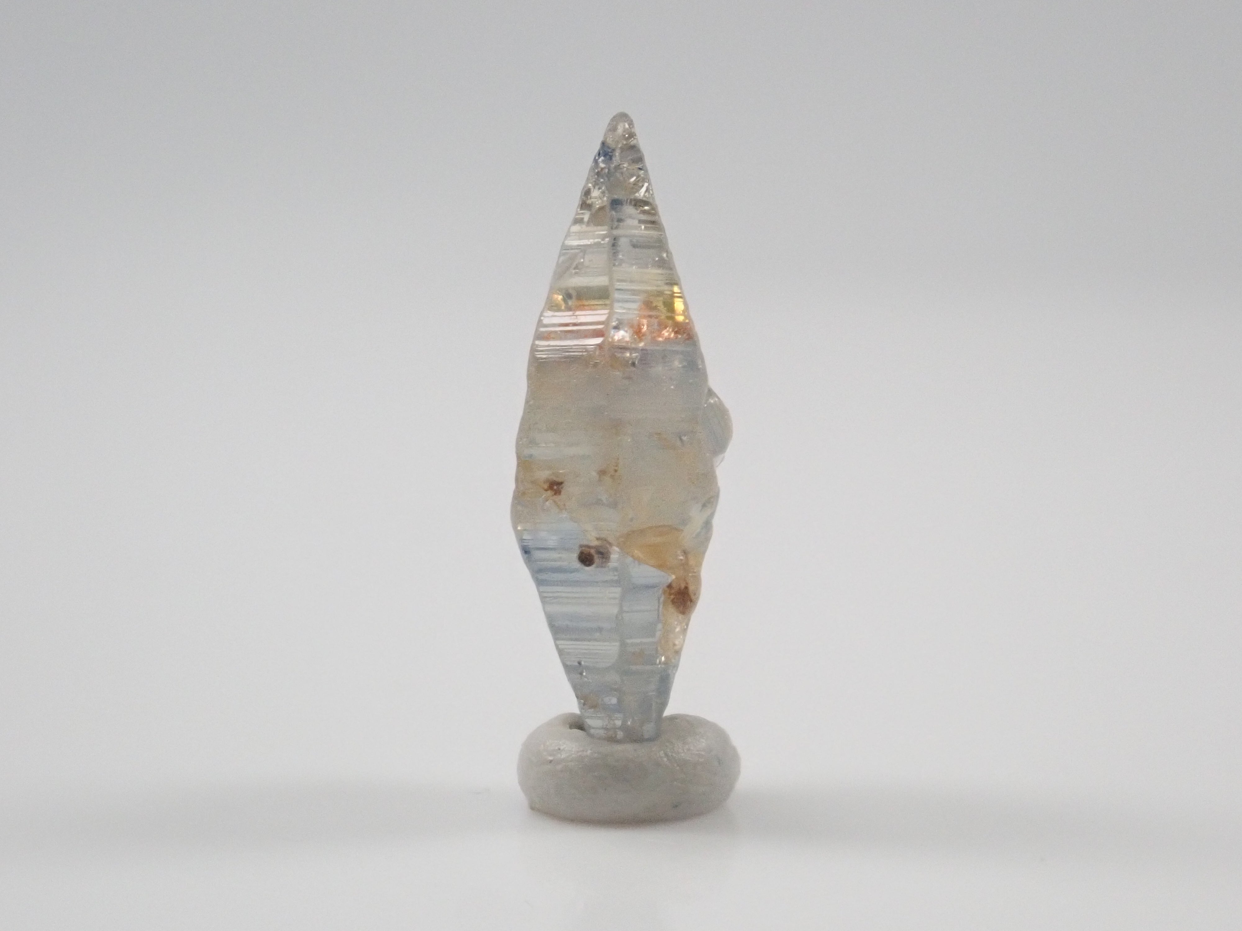 スリランカ産グラスボディ(サファイアクリスタル) 6.836ct原石