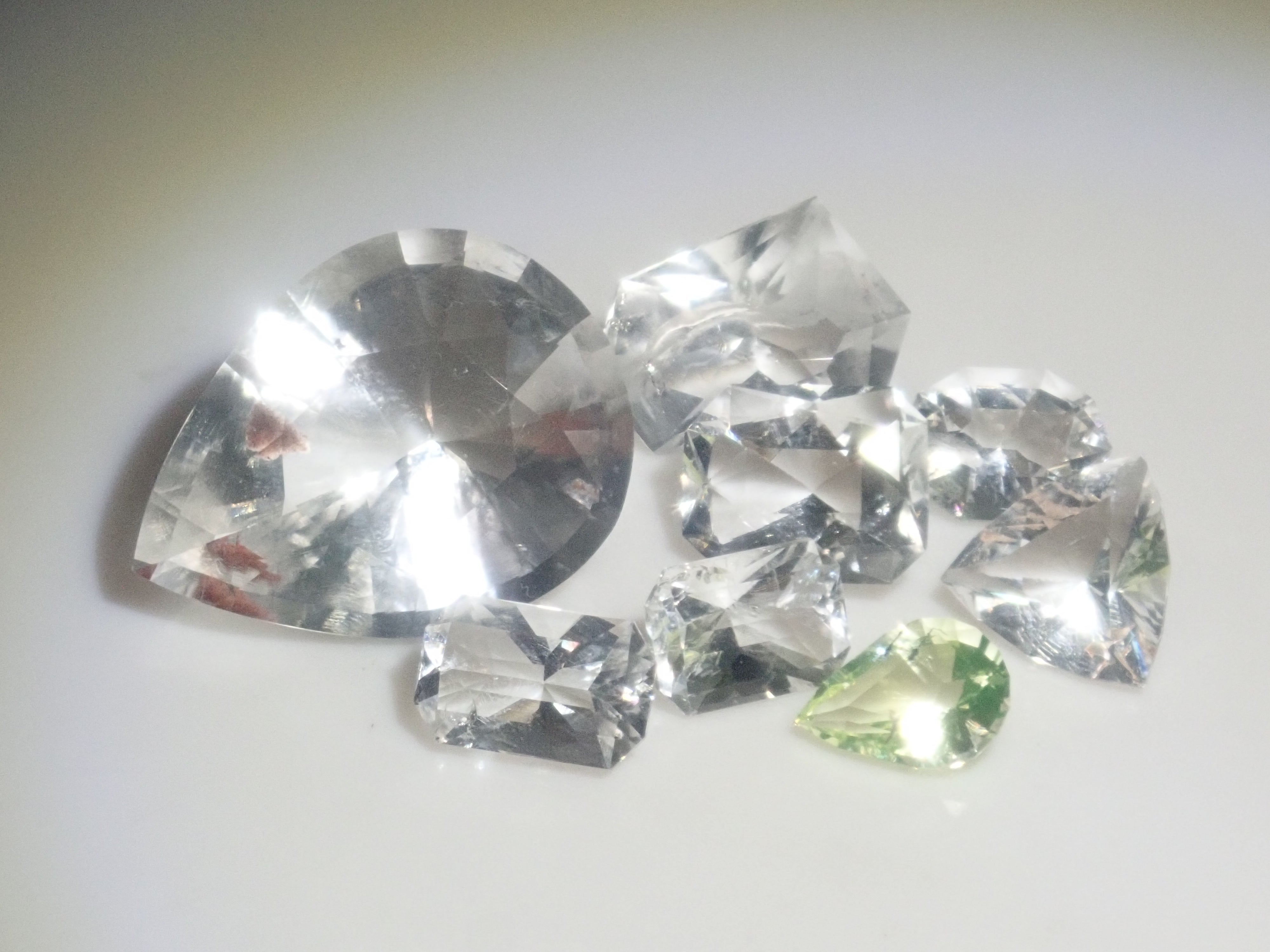 【10/10 22時販売】《限定8石》メキシコ産ハイアライトオパール1石ルース(太陽光でも蛍光含む)《複数購入割引有》