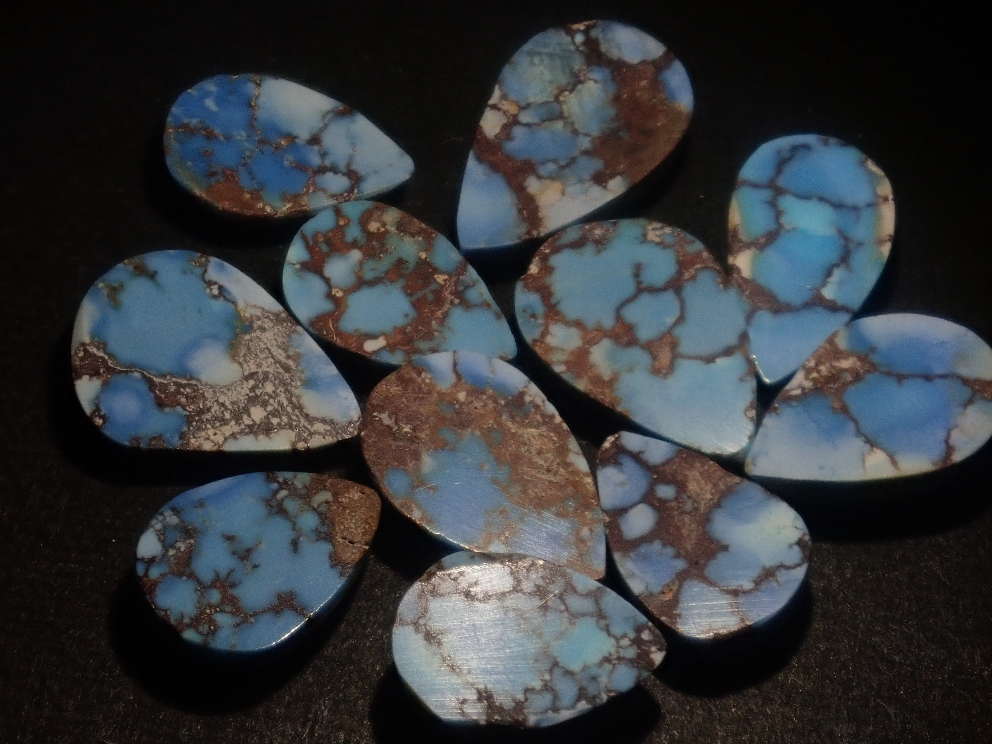 【2/28 22時販売】《限定11石》カザフスタン産ゴールデンヒルターコイズ(トルコ石,12月誕生石,平均1.3ct)《複数購入割引有》