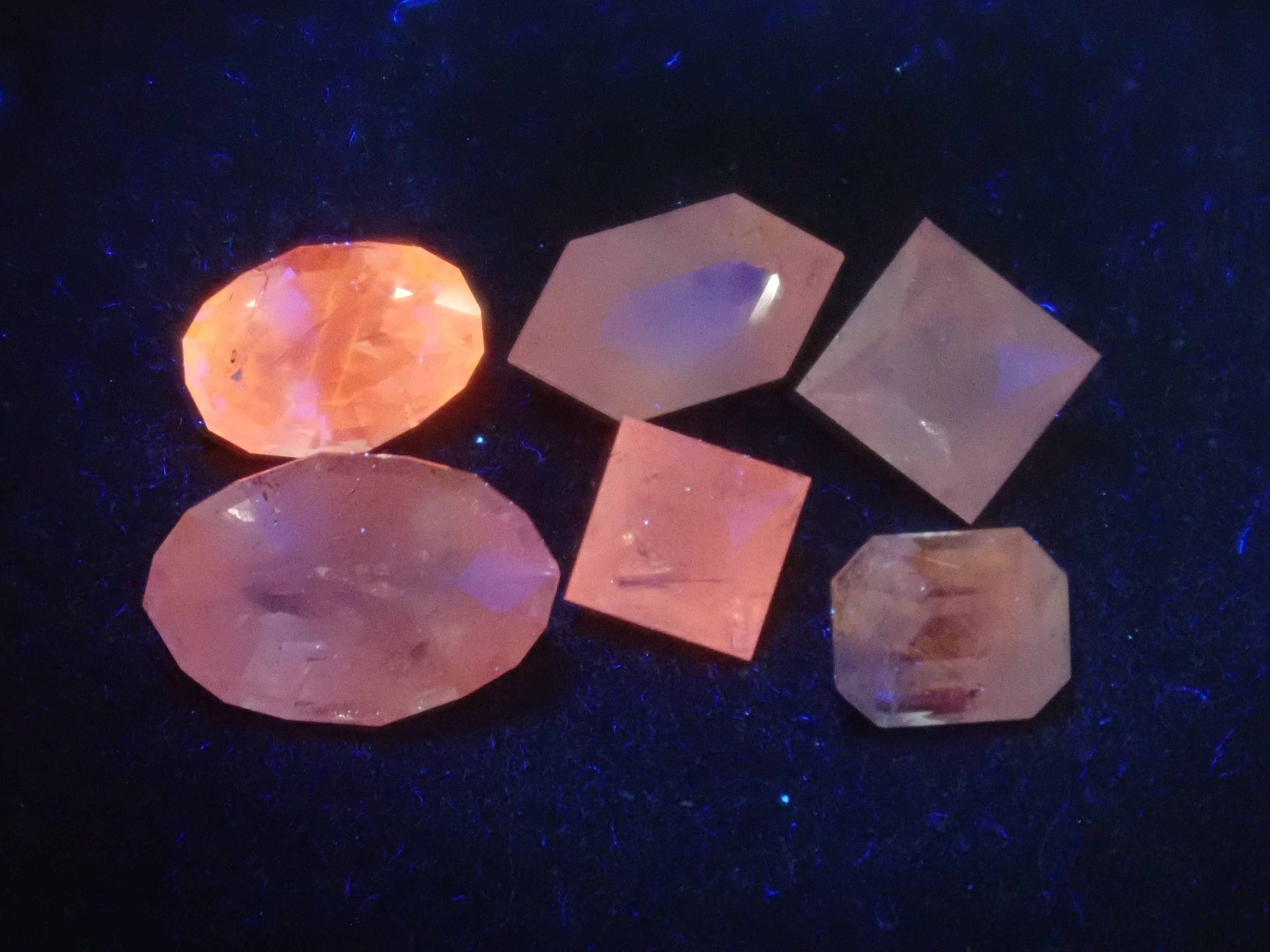 【9/6 22時販売】《限定6石》スリランカ産非加熱サファイア1石ルース(平均0.77ct)《複数購入割引有》