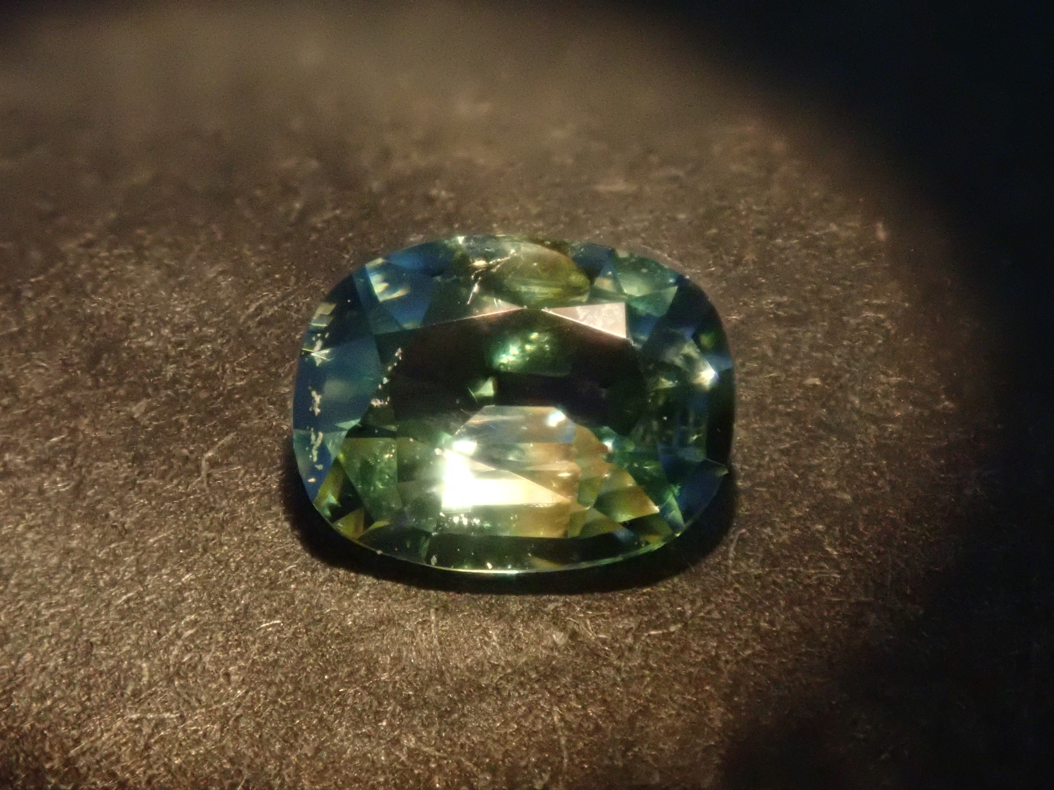 【1/30 22時販売】《限定10石》カラーチェンジ宝石ガチャ💎通常25,800円のミャンマー産カラーチェンジジルコン、ローズカットのアレキサンドライト1石ルース《複数購入割引有》