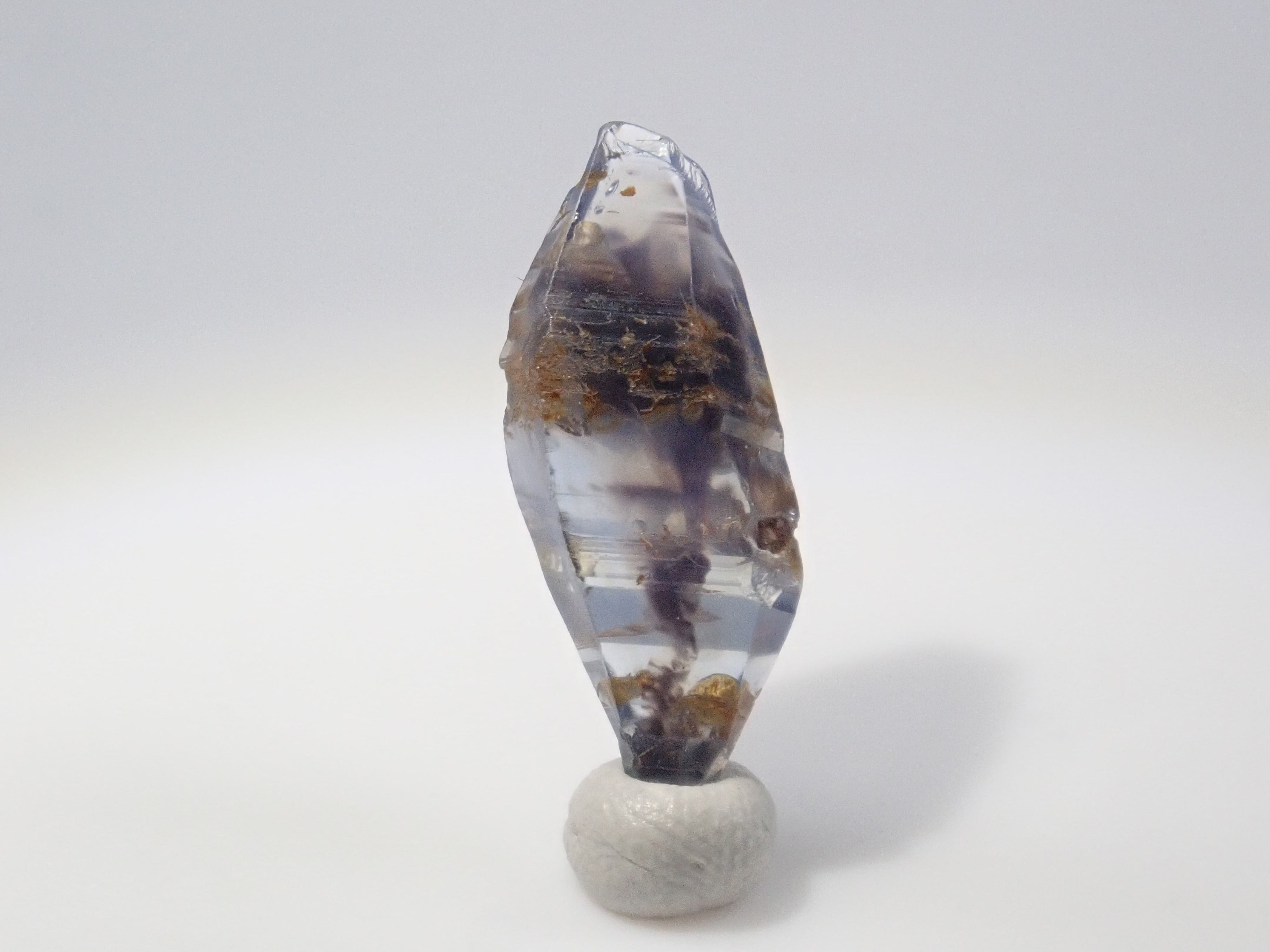 スリランカ産グラスボディ(サファイアクリスタル) 4.150ct原石