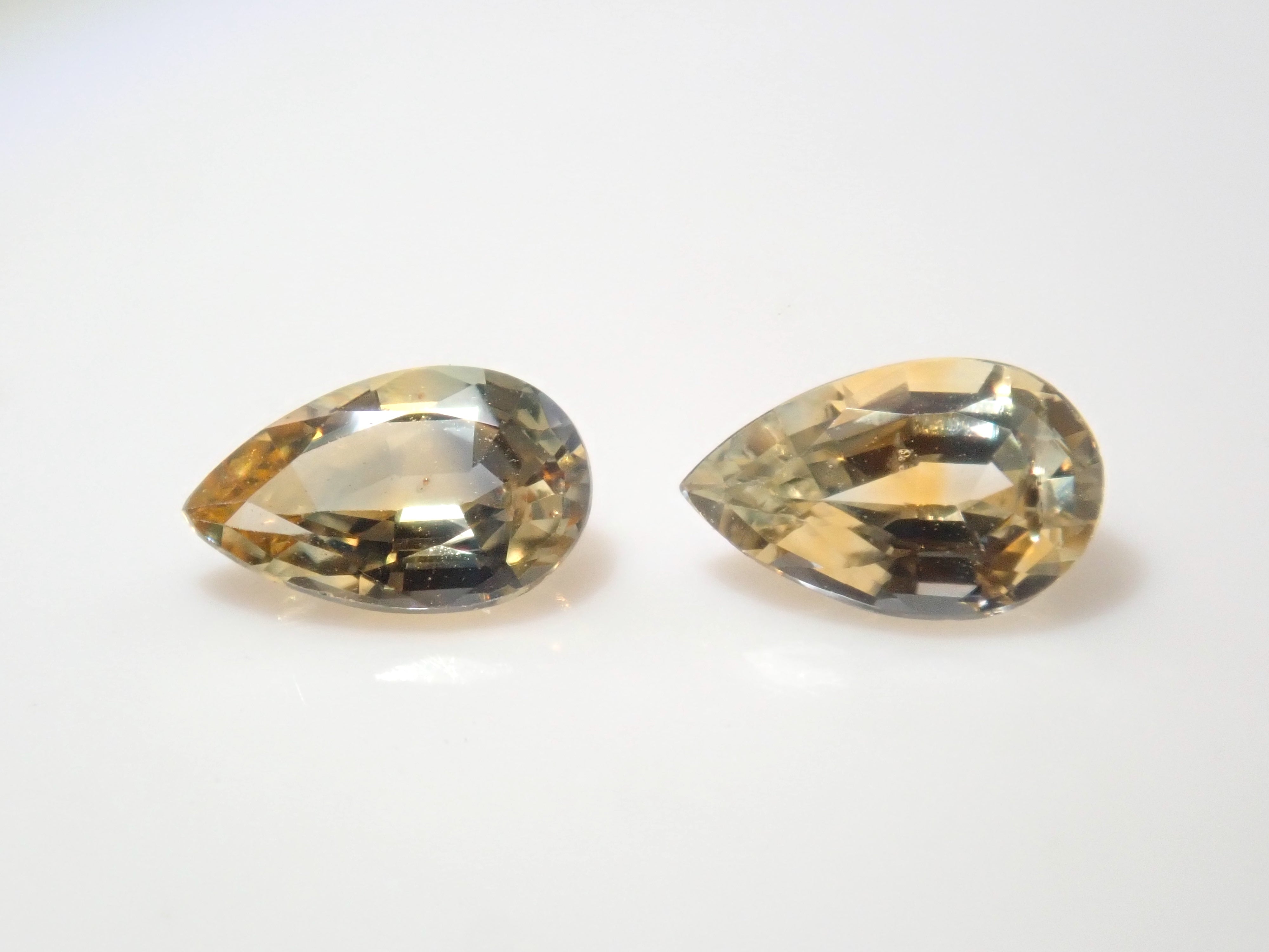 Limited to 16 stones: 1 Montana sapphire loose stone (including teal blue and bicolor) Multiple purchase discounts available