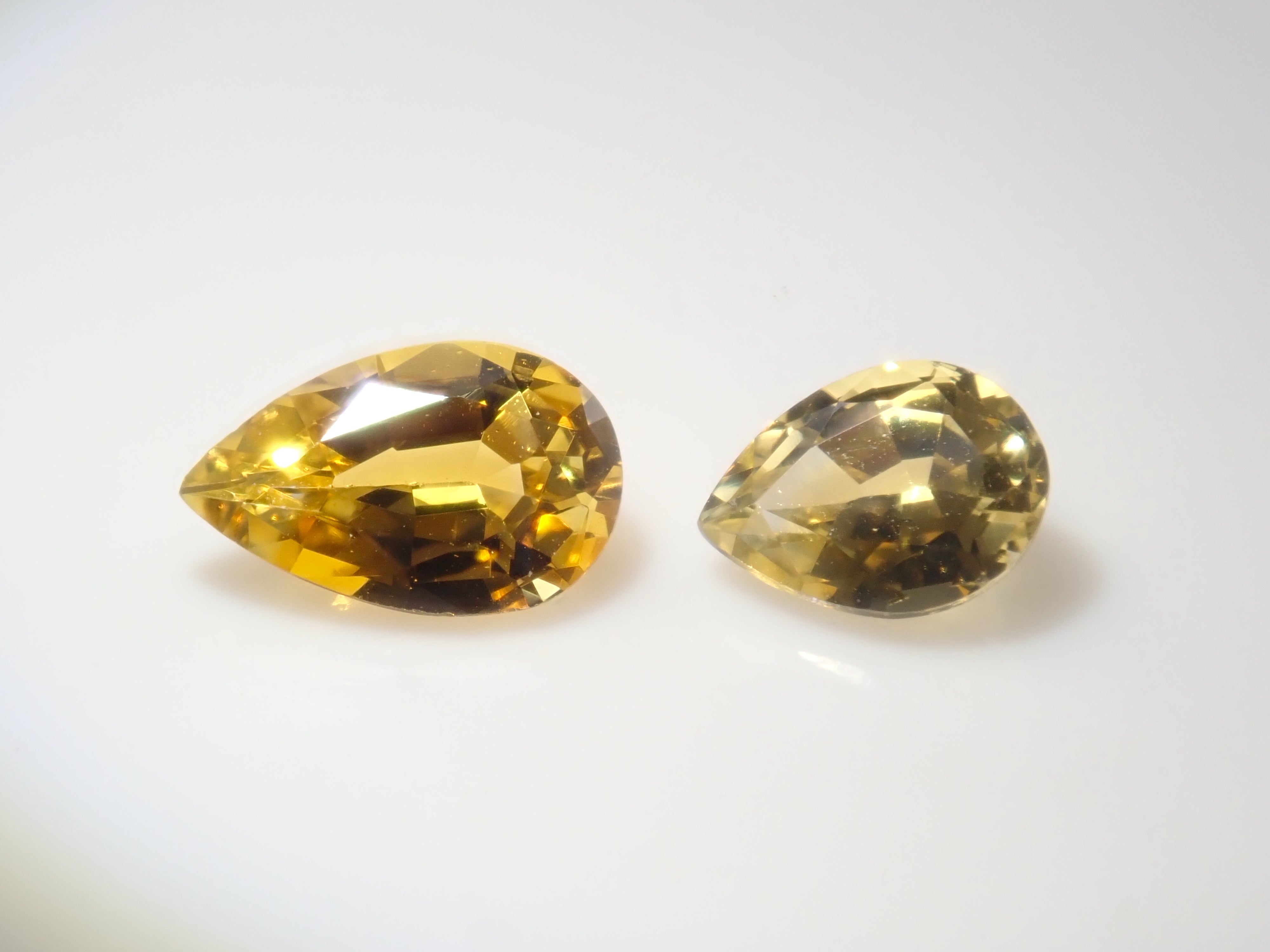 Limited to 16 stones: 1 Montana sapphire loose stone (including teal blue and bicolor) Multiple purchase discounts available