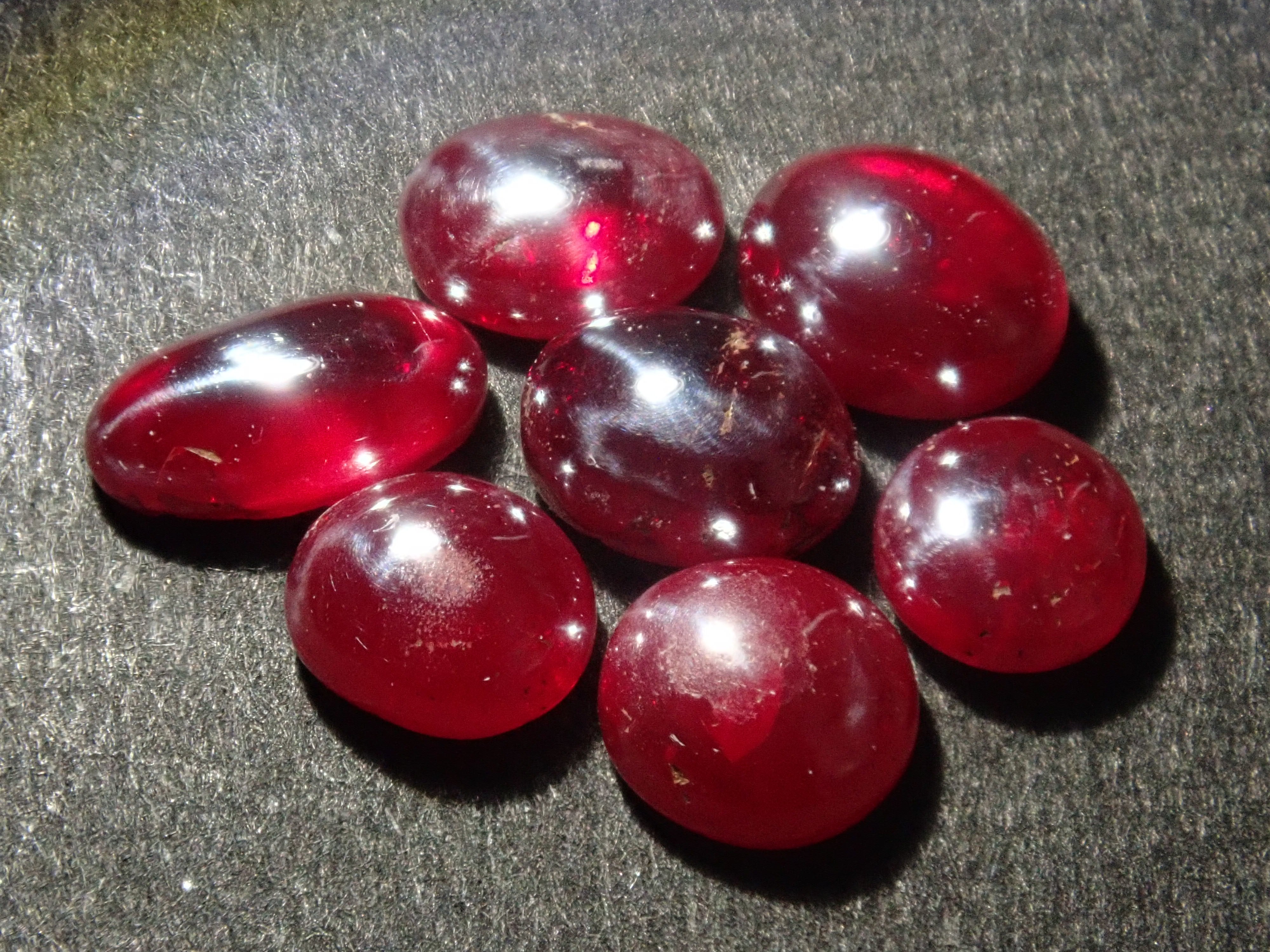 【9/5 22時販売】《残り3石》中国産シンシャ・辰砂(全石鑑別書付き,平均0.6ct) 1石ルース《複数購入割引有》