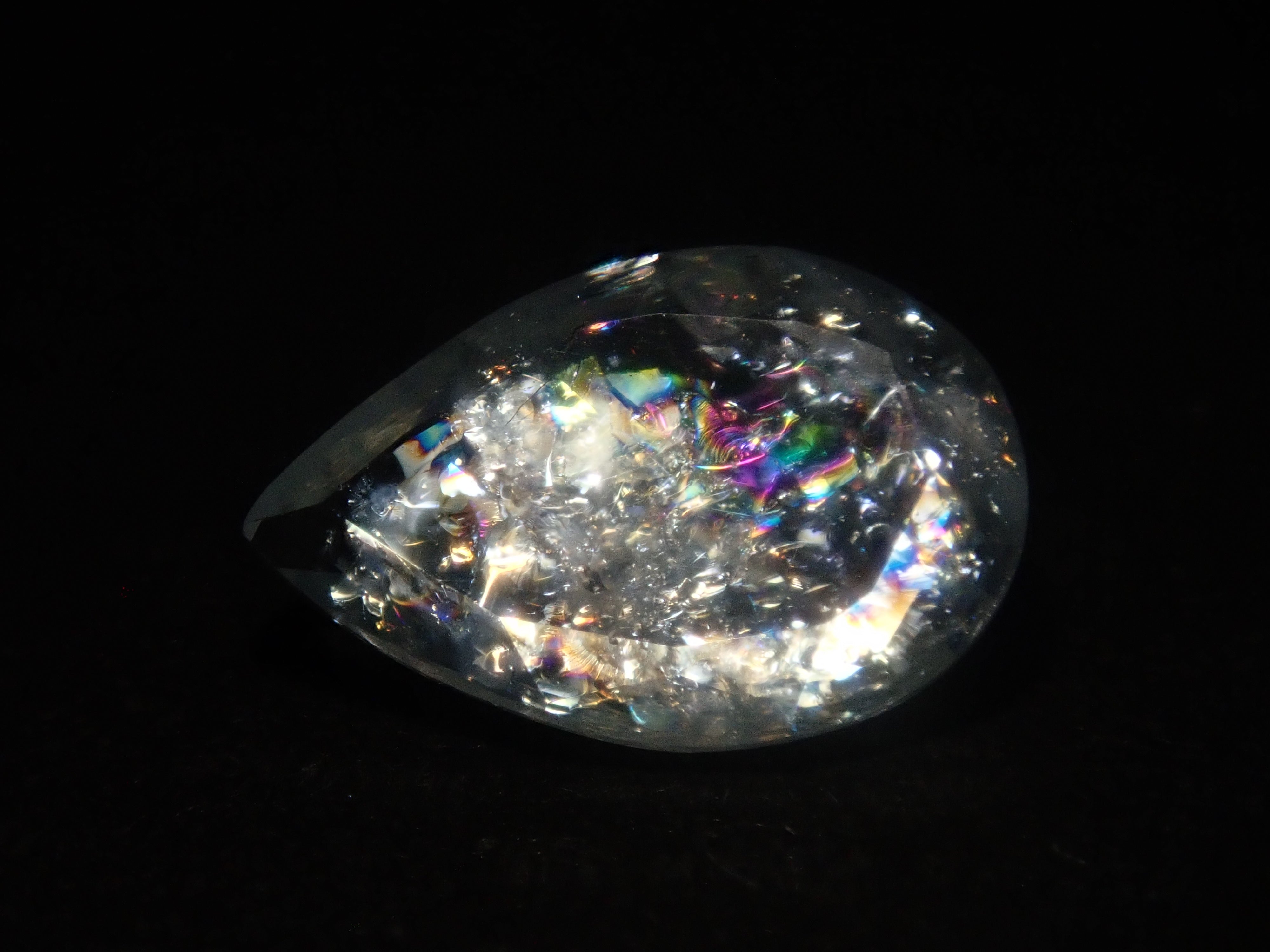 【8/23 22時販売】《限定8石》ブラジル産レインボーアクアマリン1石ルース(ペアシェイプ)《複数購入割引有》