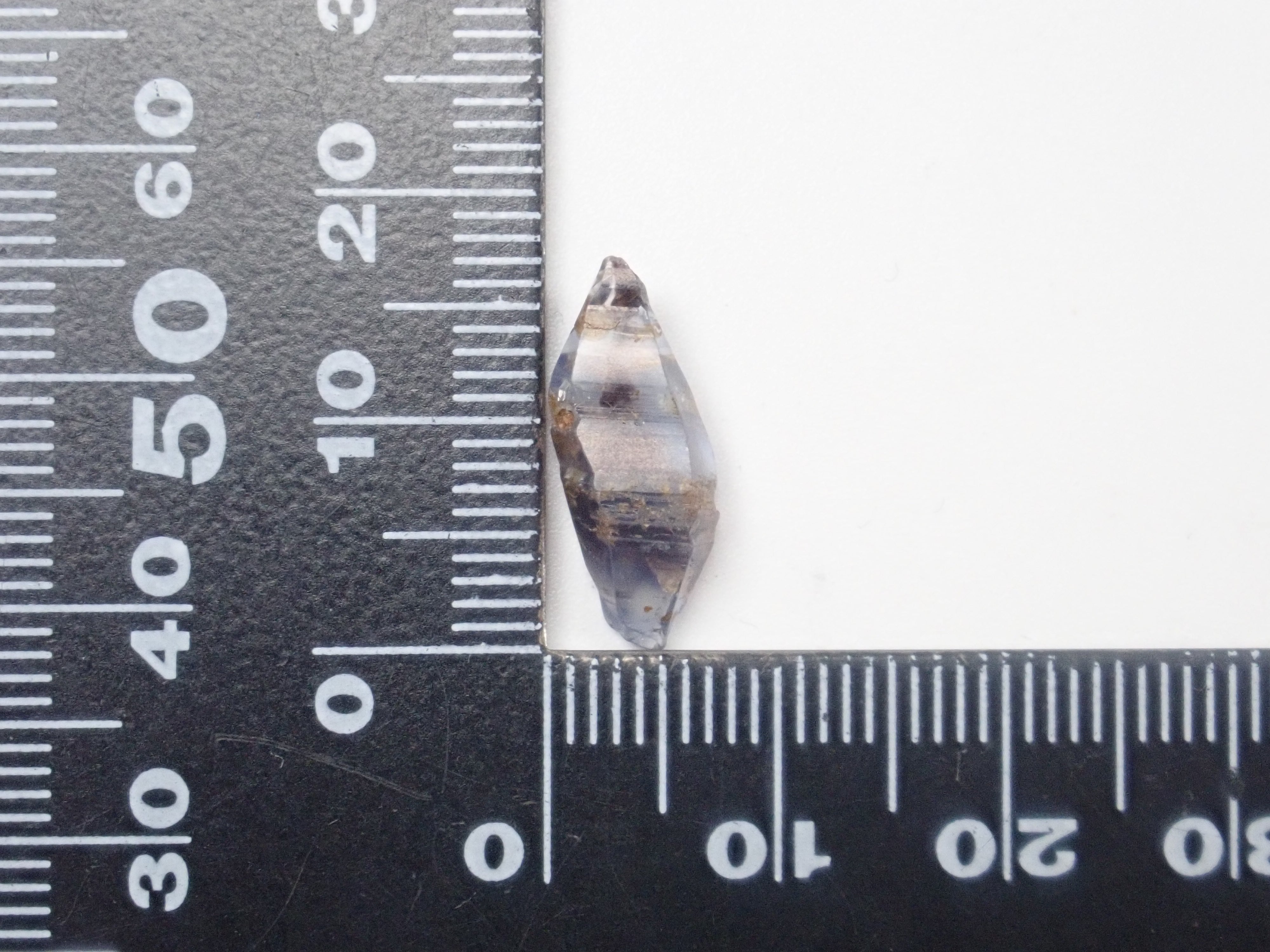 スリランカ産グラスボディ(サファイアクリスタル) 4.150ct原石