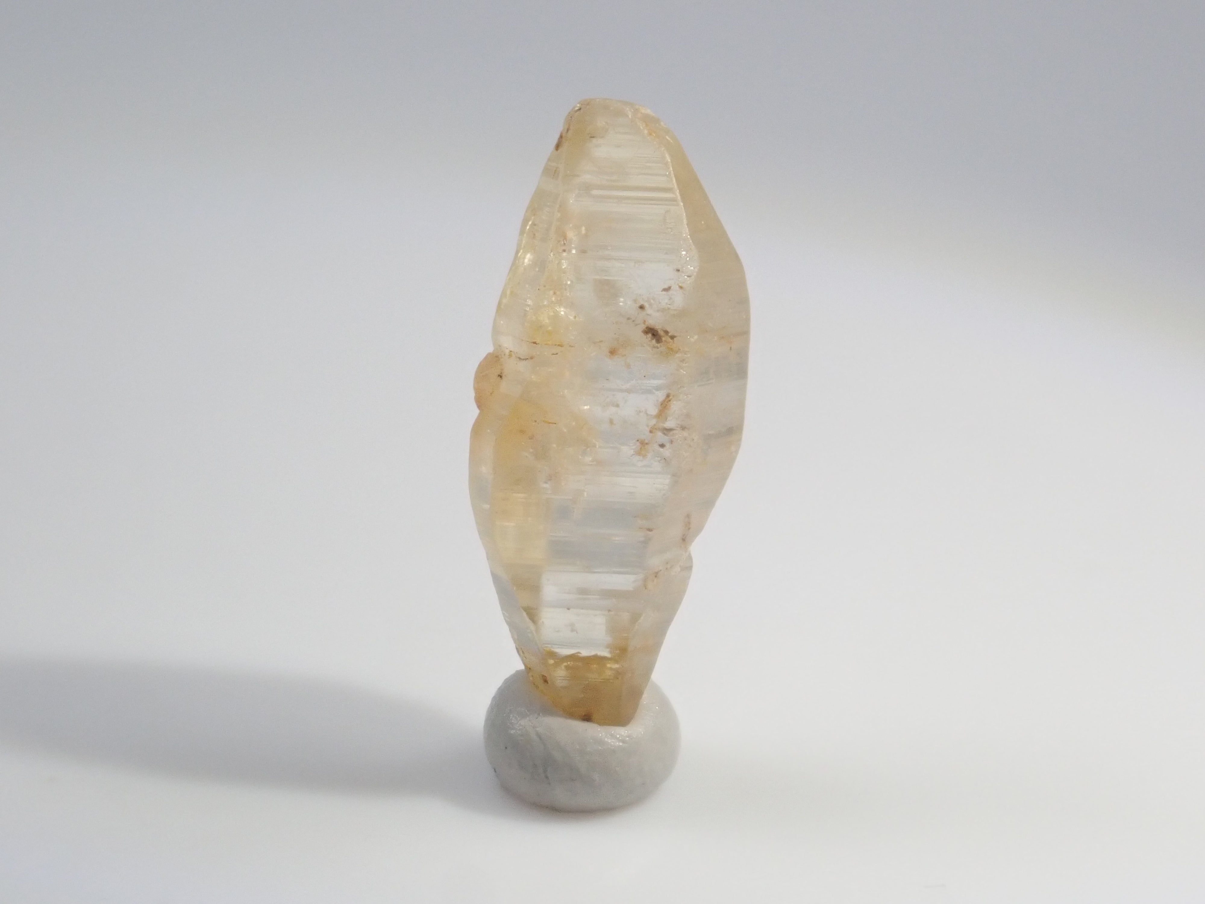 スリランカ産グラスボディ(サファイアクリスタル) 5.355ct原石