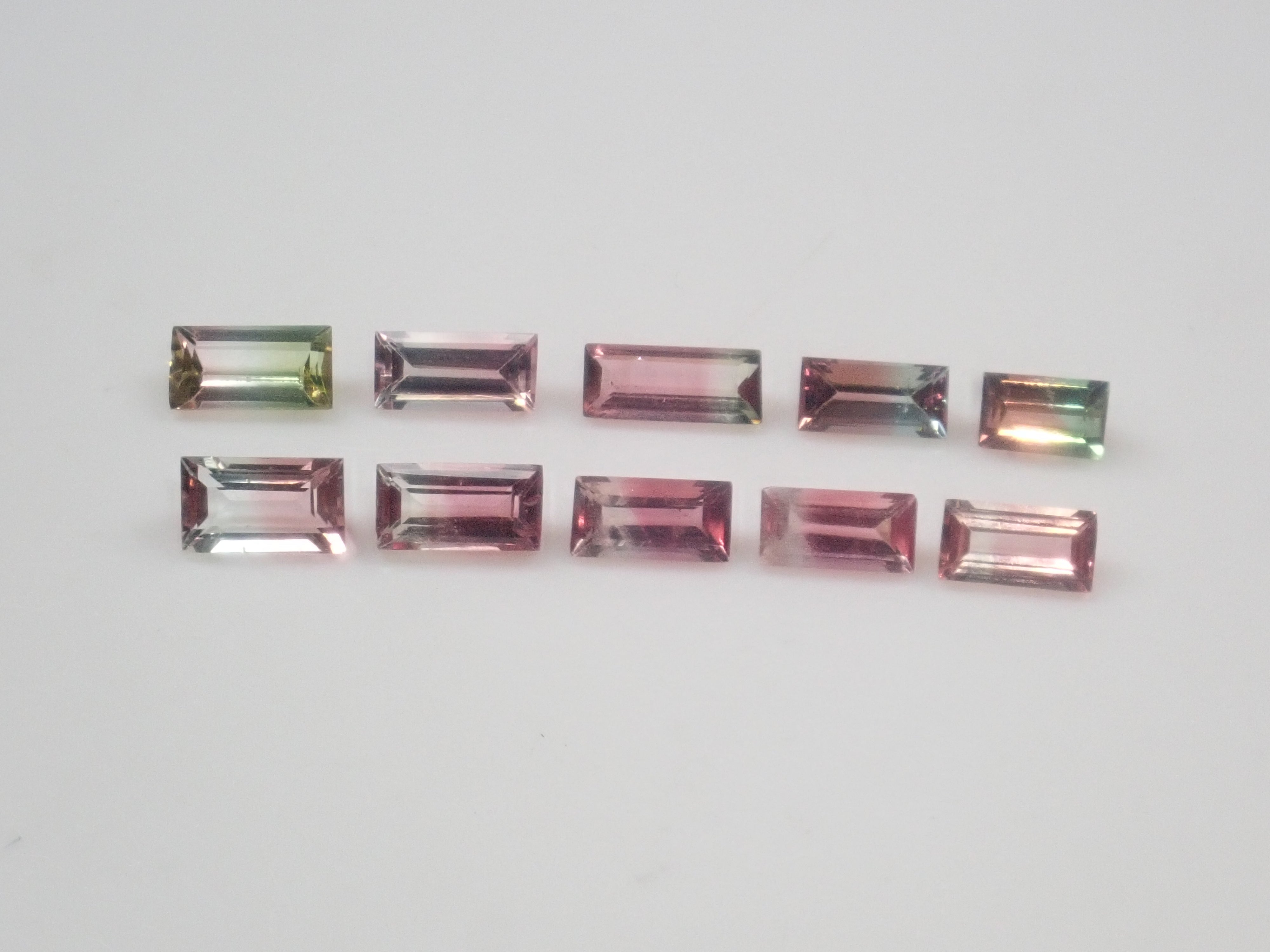 【10/10 22時販売】《限定10石》ブラジル産バイカラートルマリン1石ルース(バゲットカット)《複数購入割引有》