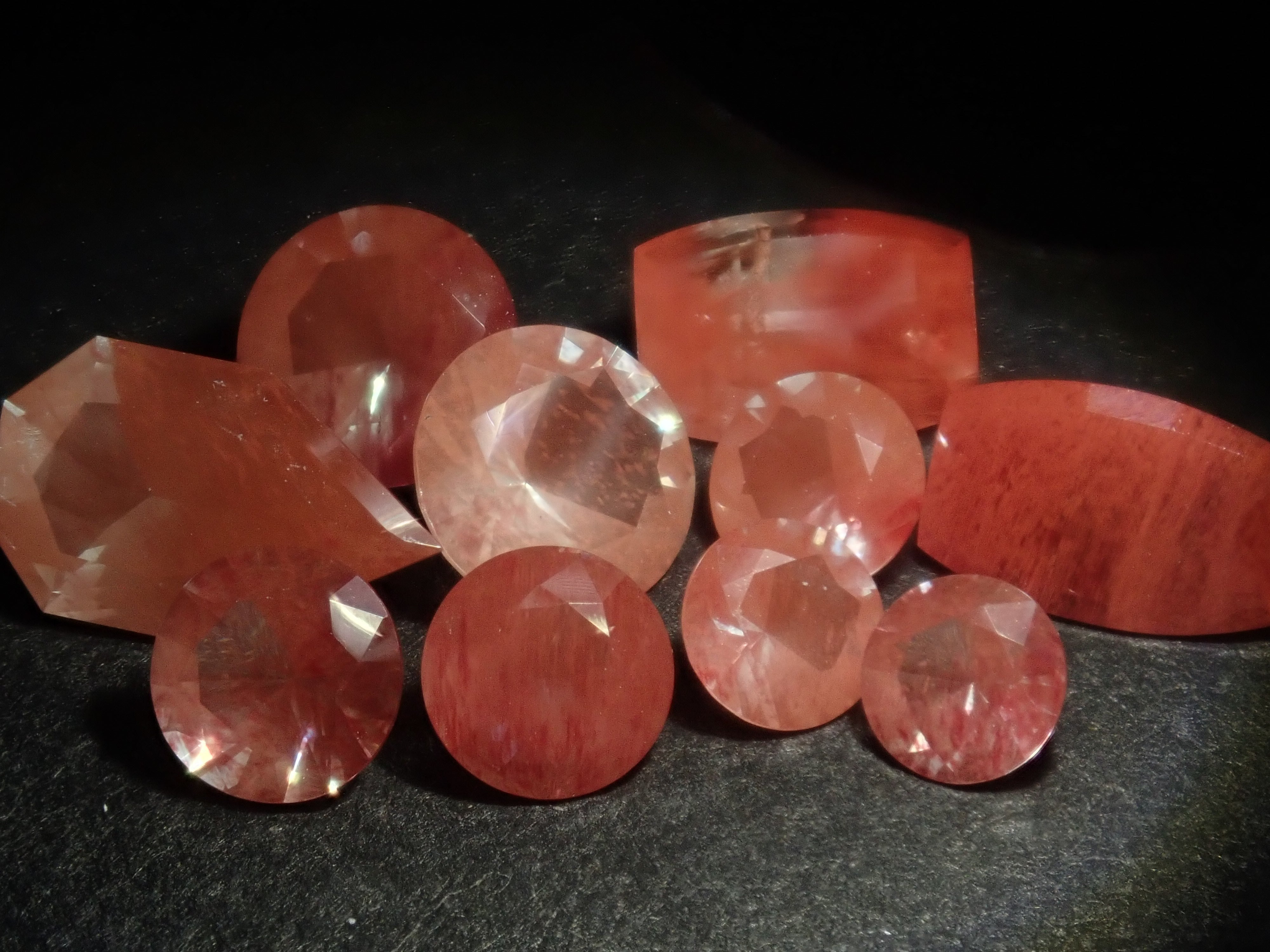 【2/7 22時販売】《限定13石》通常49,800円甲州貴石切子plusthree「昴」が当たる💎アンデシンガチャ《複数購入割引有》