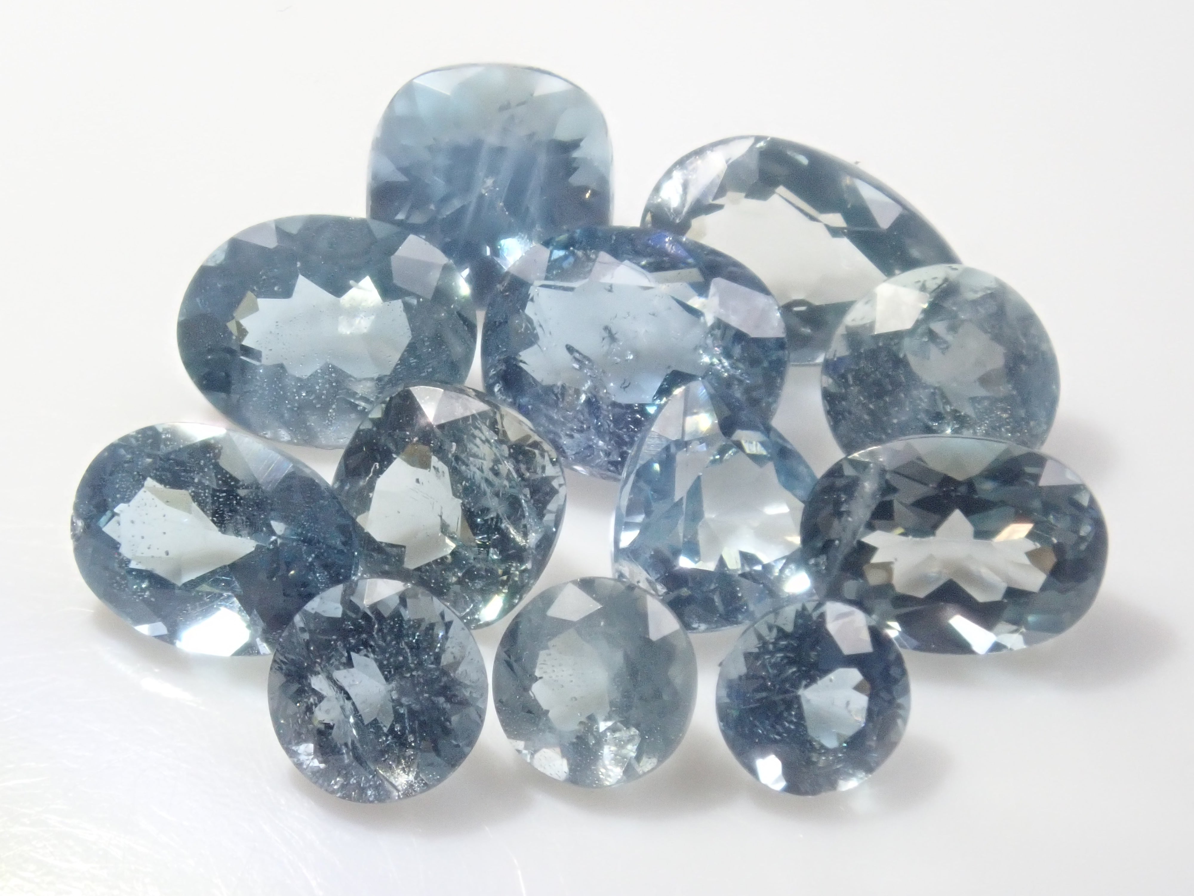 限量 15 顆寶石 磷灰石 Gacha💎 津巴布韋磷灰石、紫色磷灰石等 1 顆散石(有瑕疵) 可享多次購買折扣