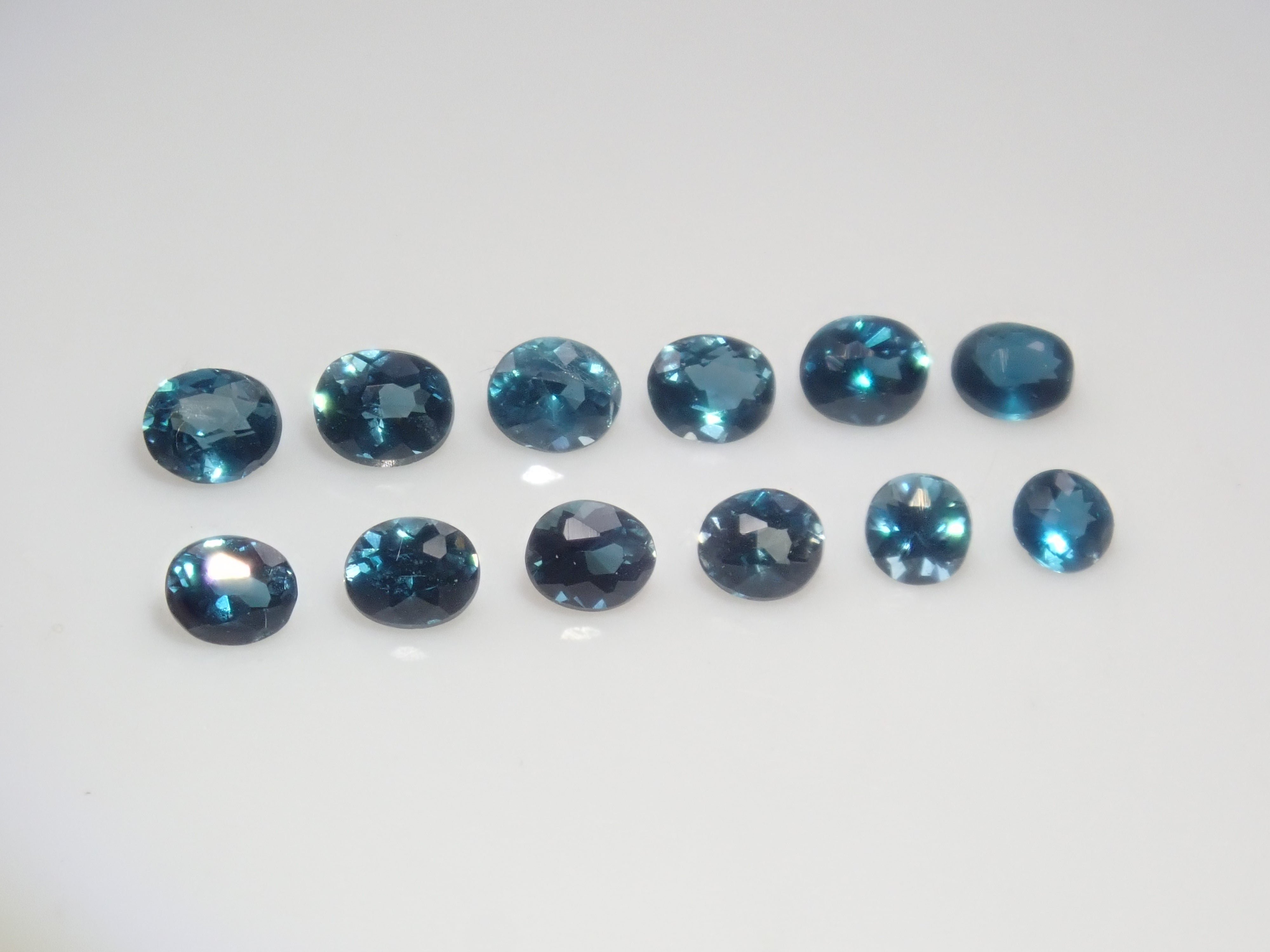 【8/24 22時販売】《限定12石》マダガスカル産サファリン1石ルース(平均0.035ct,全石鑑別書付き))《複数購入割引有》