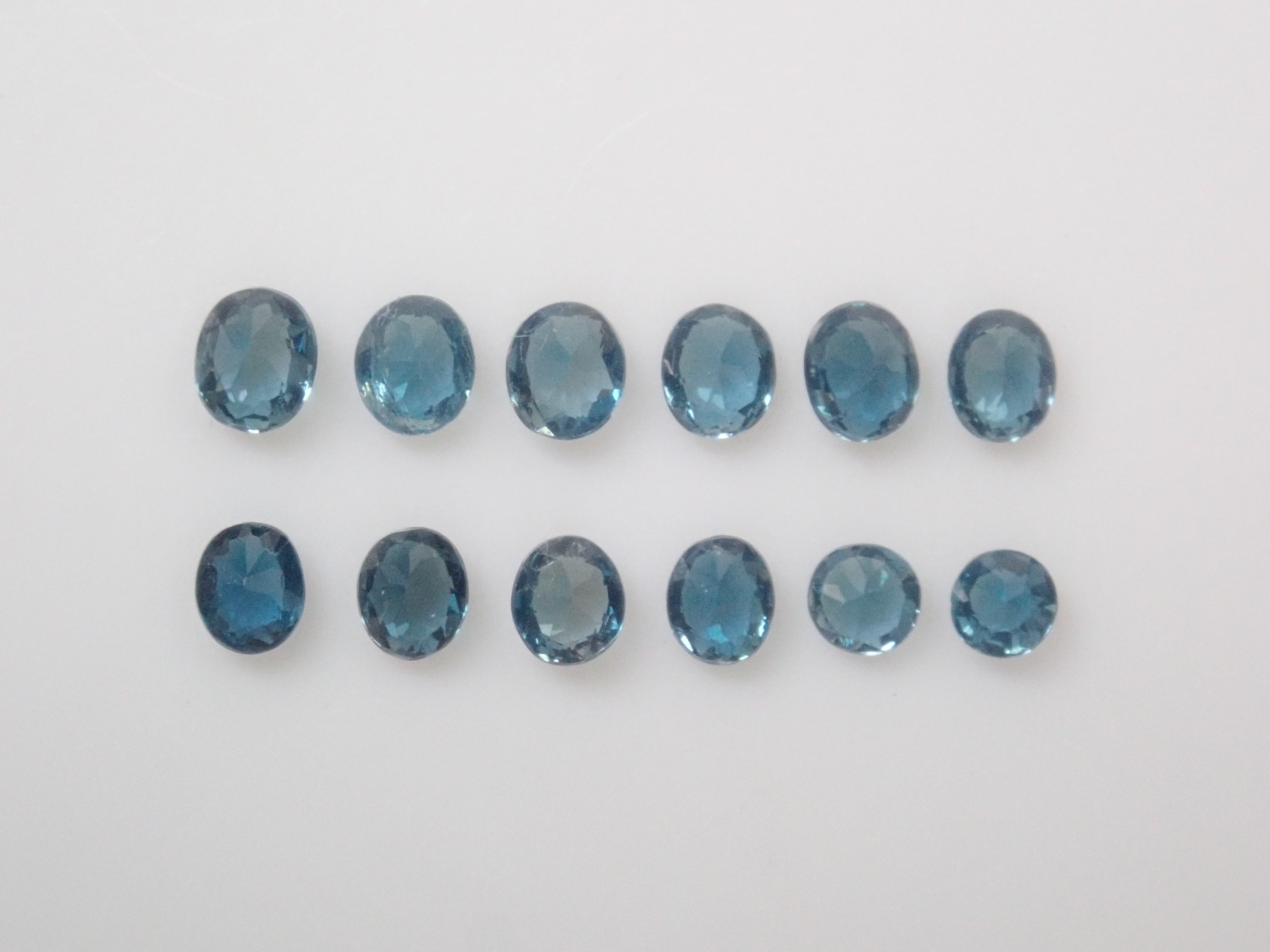 【8/24 22時販売】《限定12石》マダガスカル産サファリン1石ルース(平均0.035ct,全石鑑別書付き))《複数購入割引有》