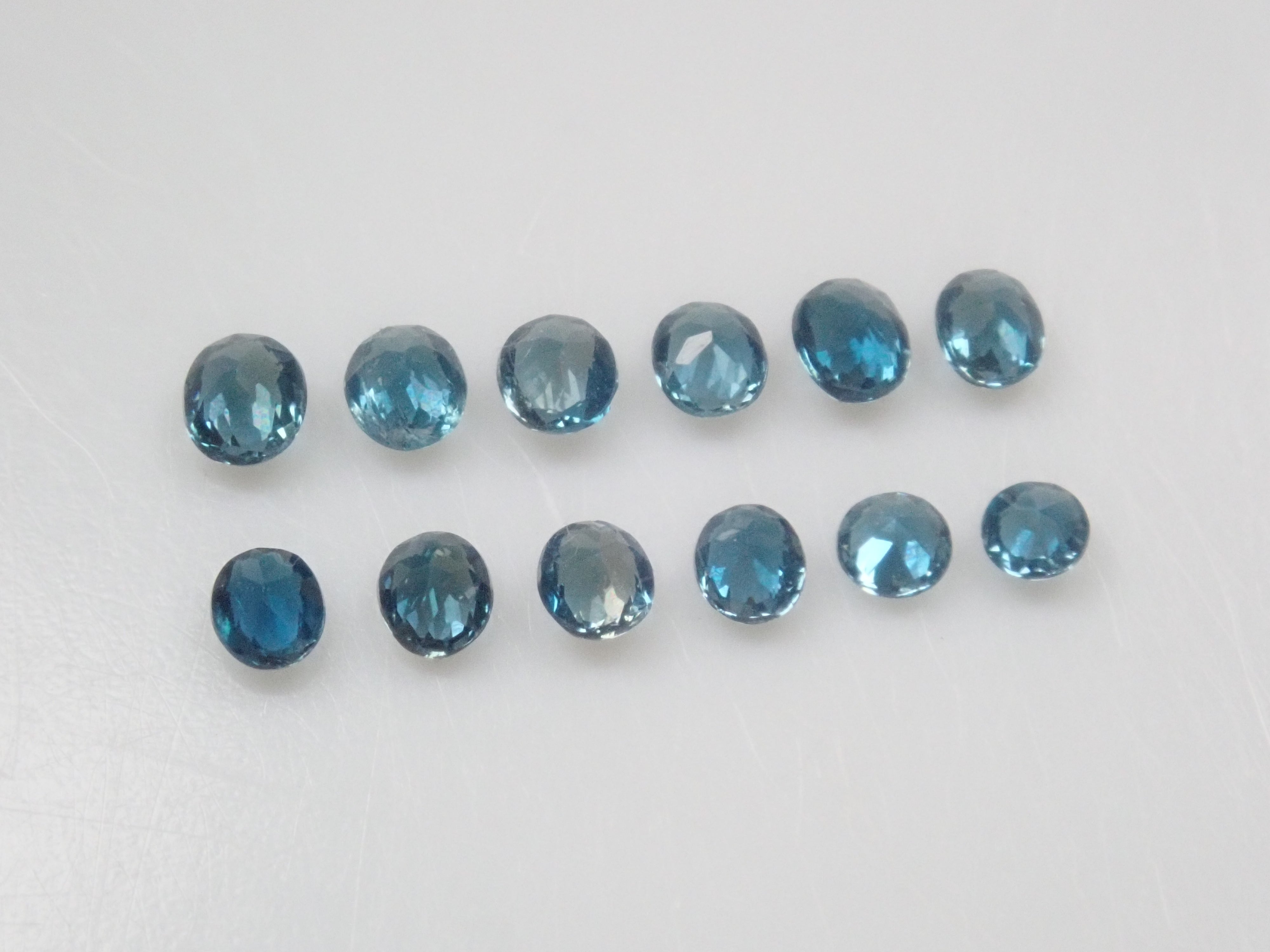 【8/24 22時販売】《限定12石》マダガスカル産サファリン1石ルース(平均0.035ct,全石鑑別書付き))《複数購入割引有》