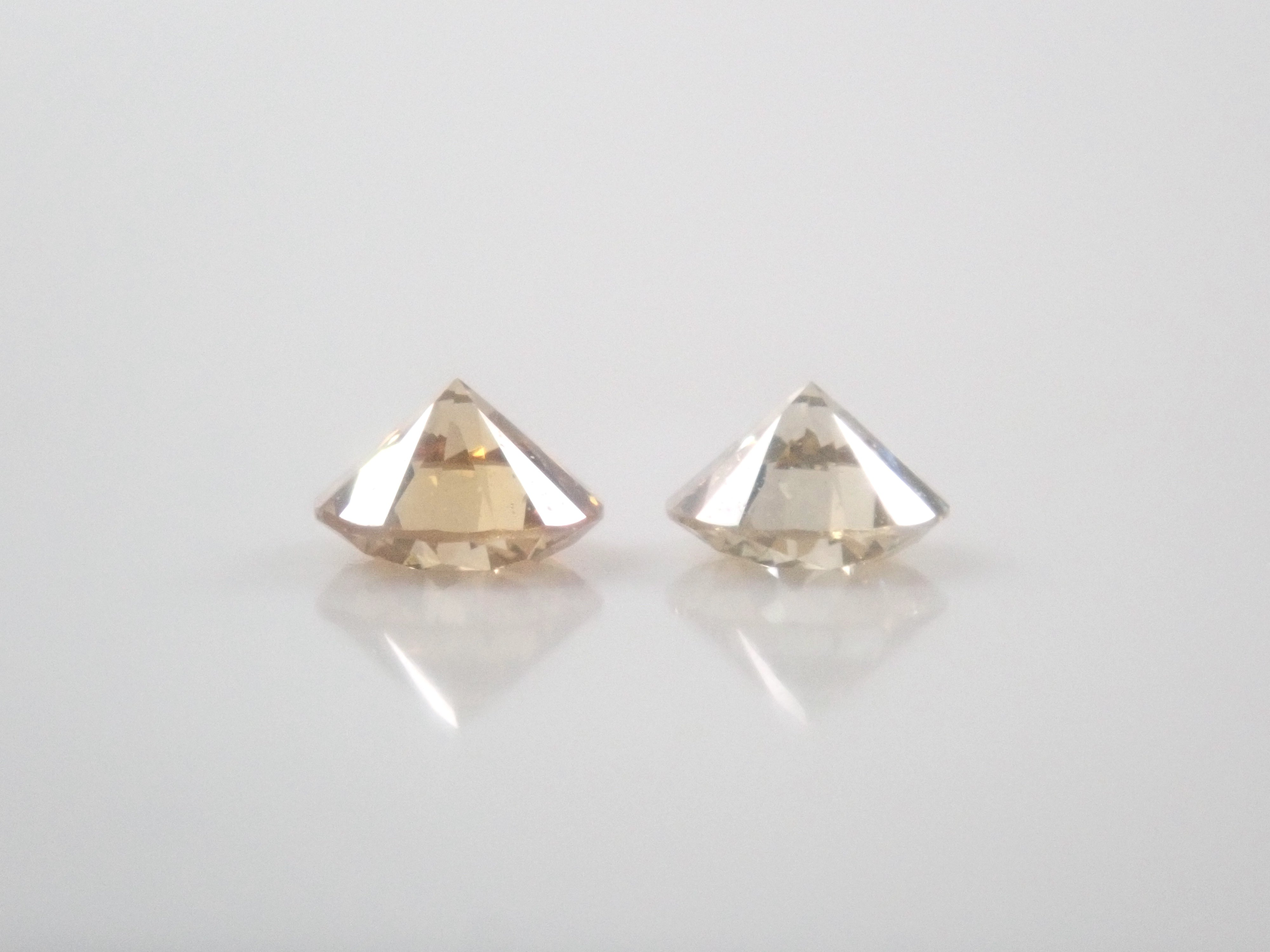 【7/26 22時販売】《限定16石》通常55,800円の0.706ct FANCY DEEP ORANGY YELLOW含むイエローダイヤガチャ《複数購入割引有》