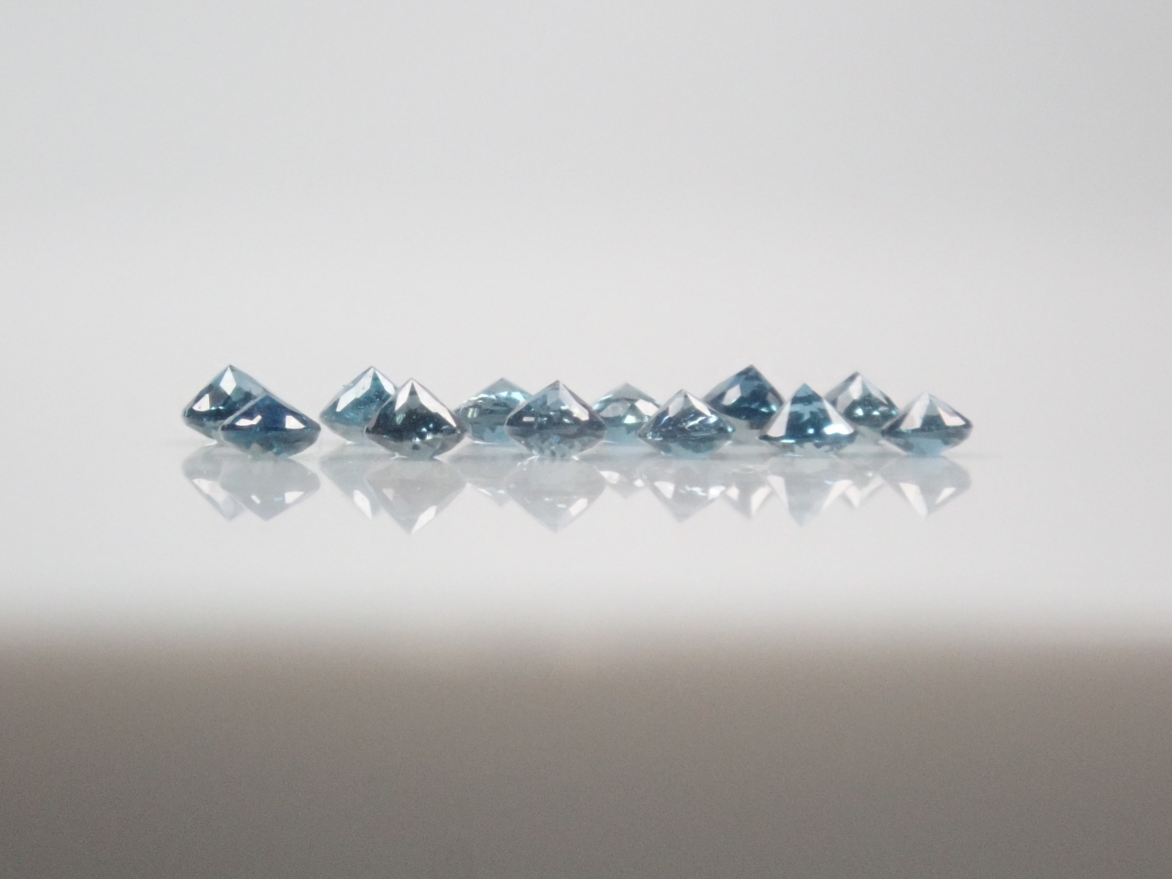 【8/24 22時販売】《限定12石》マダガスカル産サファリン1石ルース(平均0.035ct,全石鑑別書付き))《複数購入割引有》