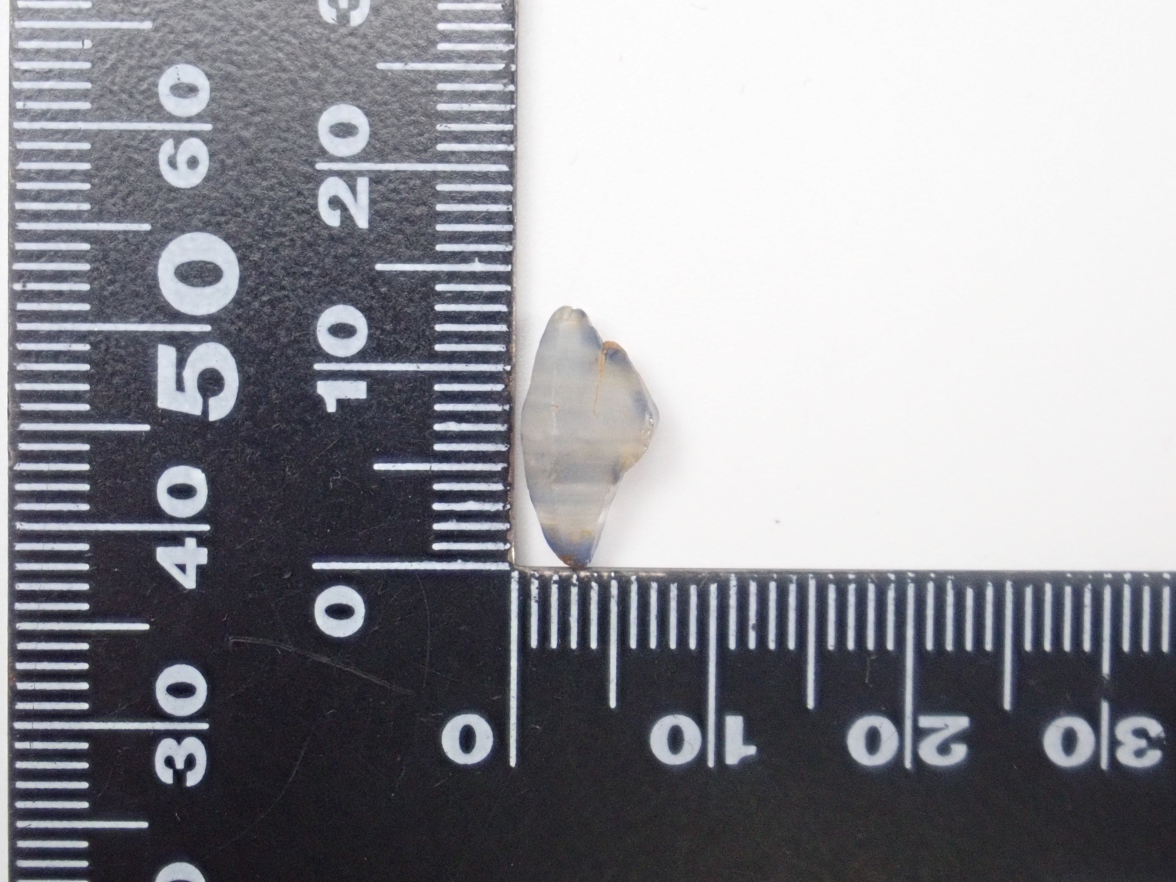 スリランカ産グラスボディ(サファイアクリスタル) 2.754ct原石