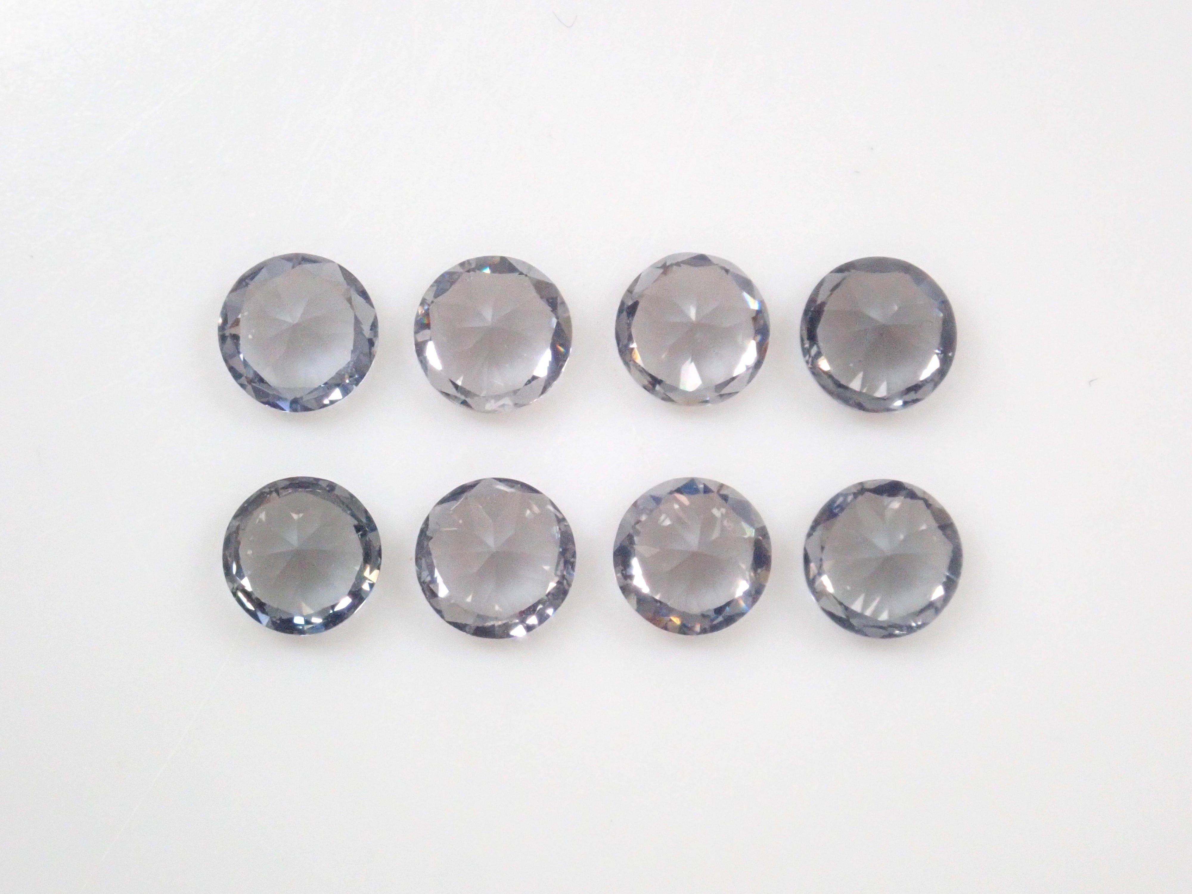 《限定8石》ミャンマー産プラチナスピネル1石ルース(4.0mm,ラウンドカット)《複数購入割引有》