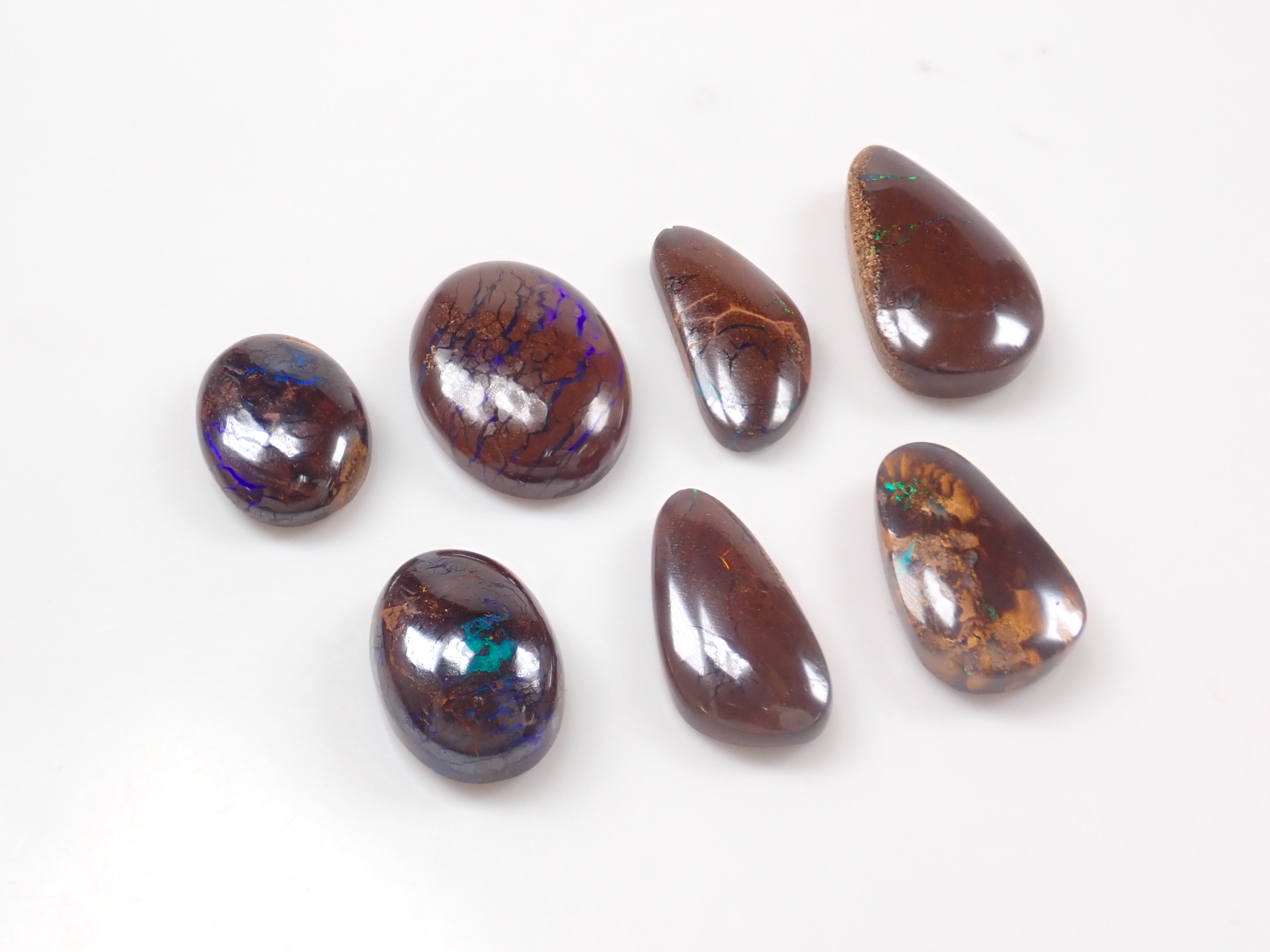 《限定7石》オーストラリア産アイアンオパール1石ルース(平均7ct,10月誕生石オパール)《複数購入割引有》