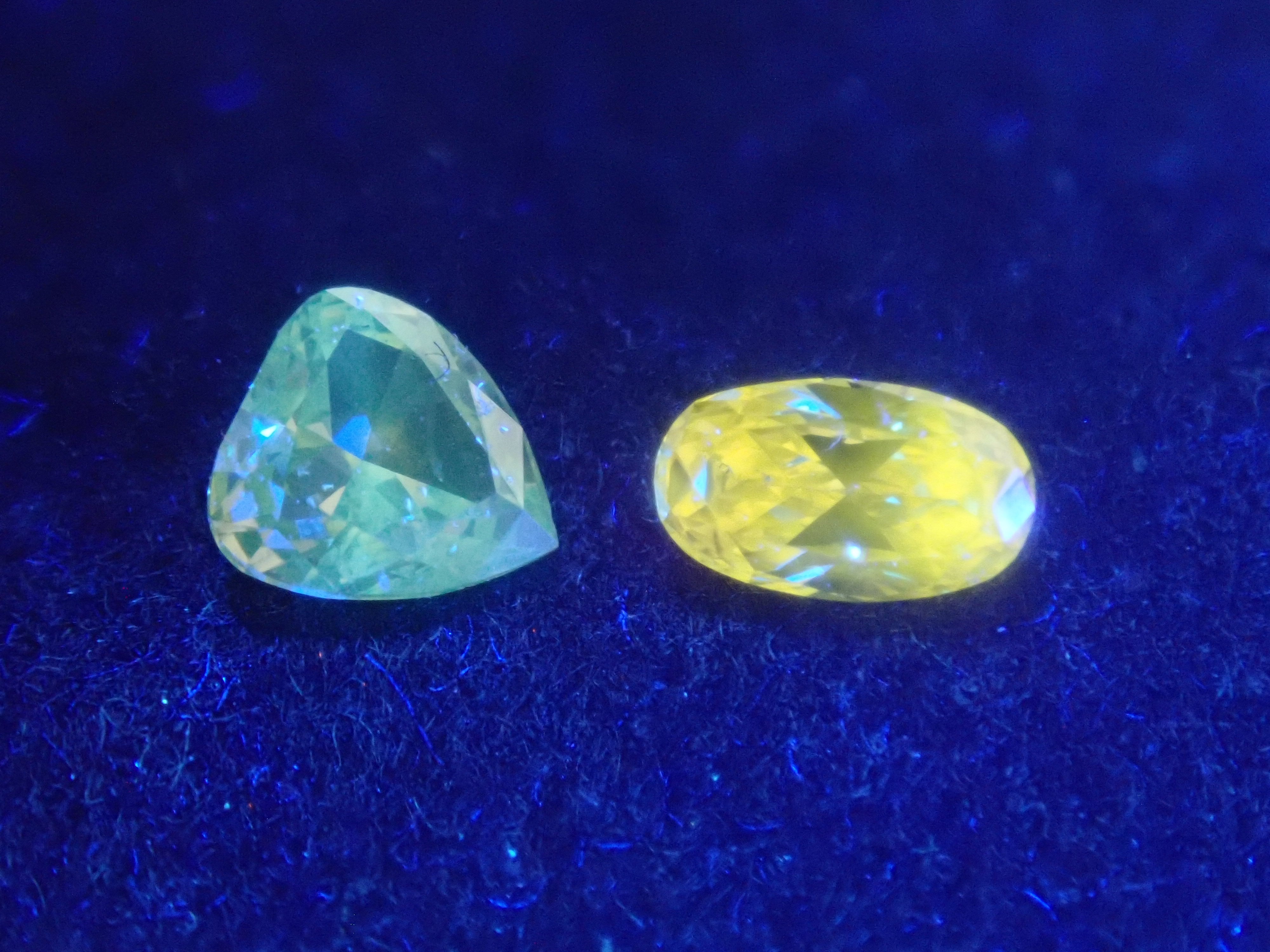 【1/25 22時販売】《限定13石》通常32,800円の0.16ct FANCY VIVIDカラー(中宝ソーティング付)も含む イエローダイヤモンドガチャ1石ルース《複数購入割引有》