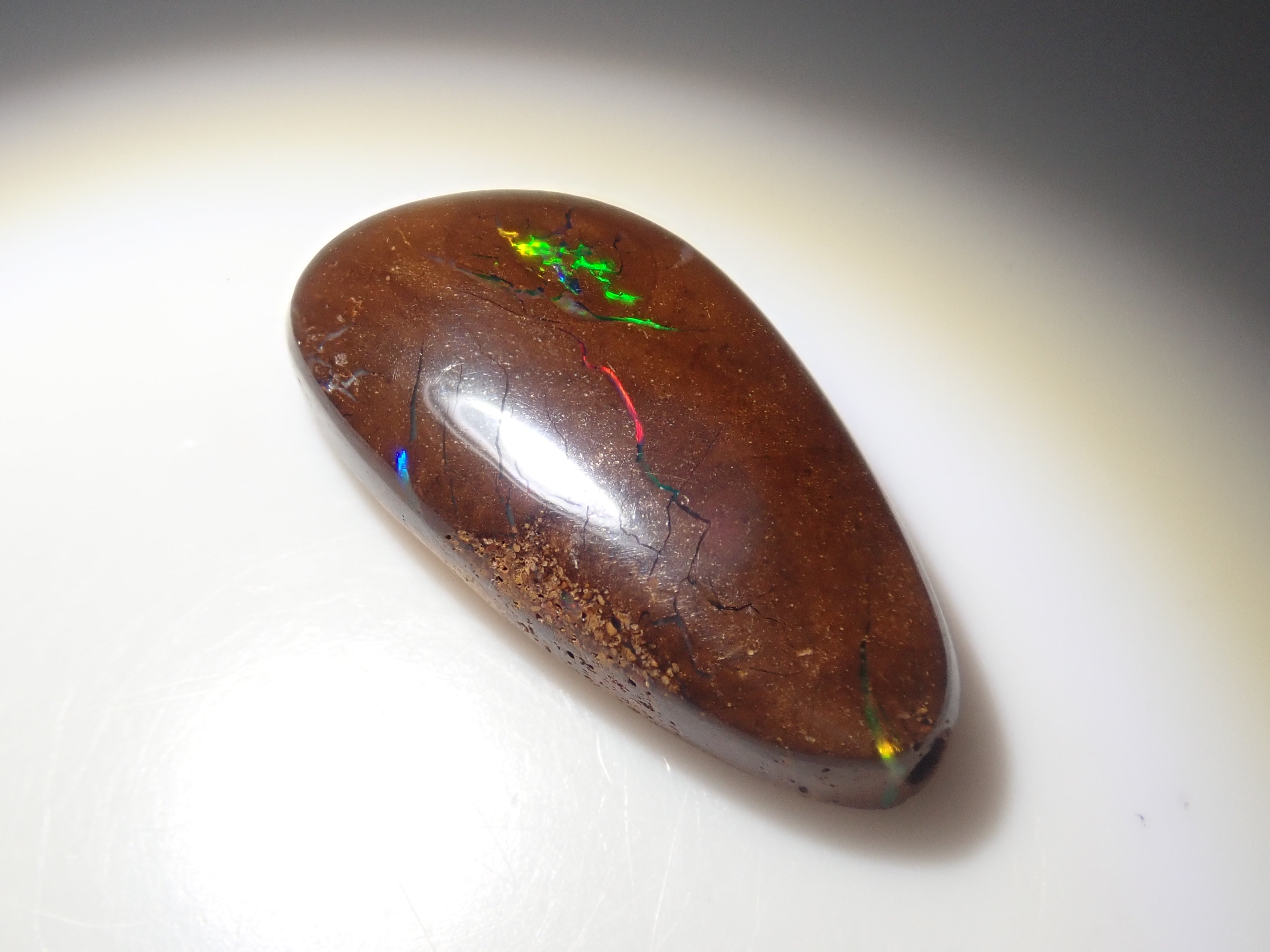 《限定7石》オーストラリア産アイアンオパール1石ルース(平均7ct,10月誕生石オパール)《複数購入割引有》