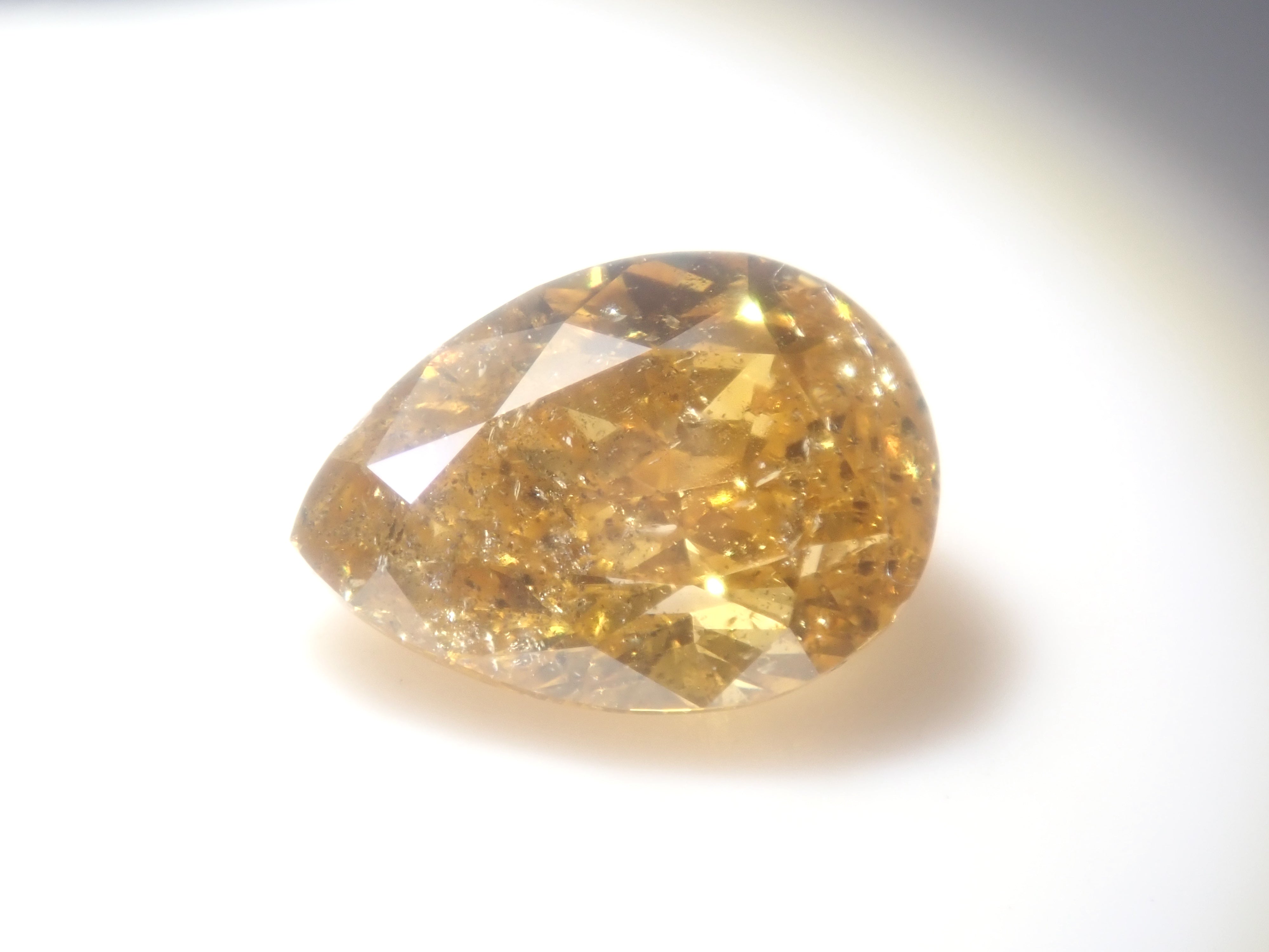 【7/26 22時販売】《限定16石》通常55,800円の0.706ct FANCY DEEP ORANGY YELLOW含むイエローダイヤガチャ《複数購入割引有》