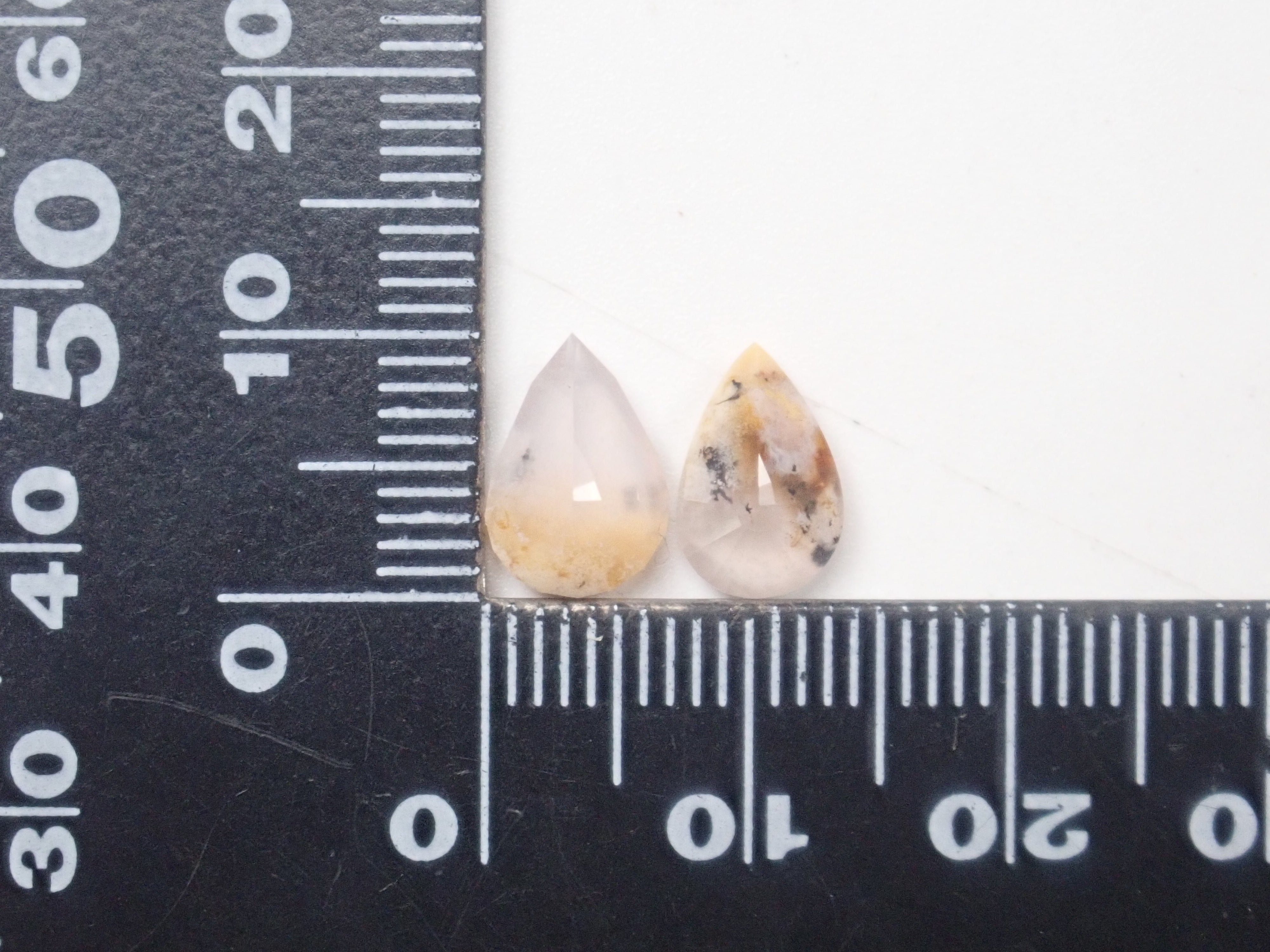 【適合初學者】寶石扭蛋💎 斯里蘭卡拋光工匠Sanjay切割的寶石1塊(鉻碧璽、瑪亨格尖晶石等) 散裝1塊【多買有折扣】