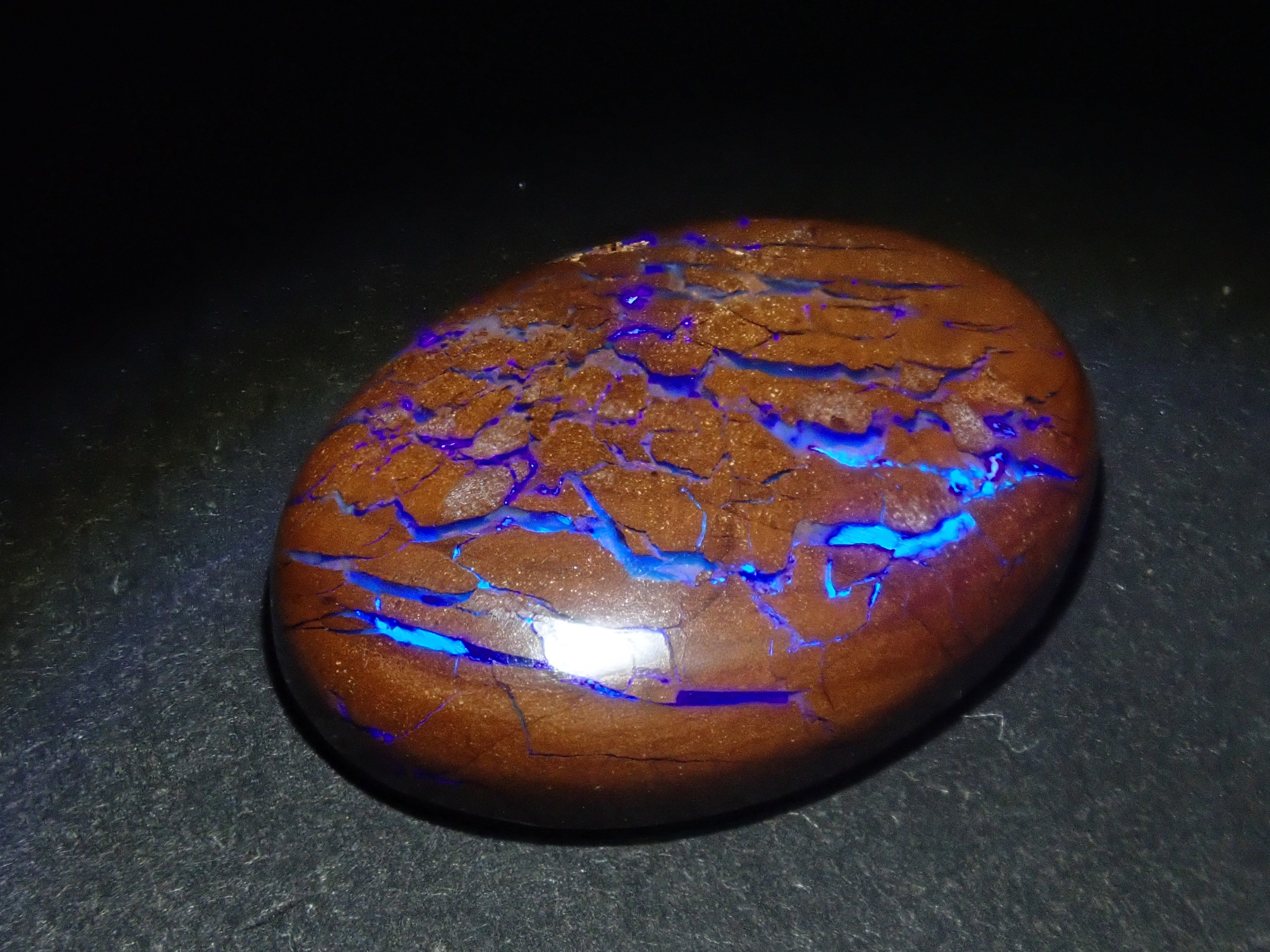 《限定7石》オーストラリア産アイアンオパール1石ルース(平均7ct,10月誕生石オパール)《複数購入割引有》