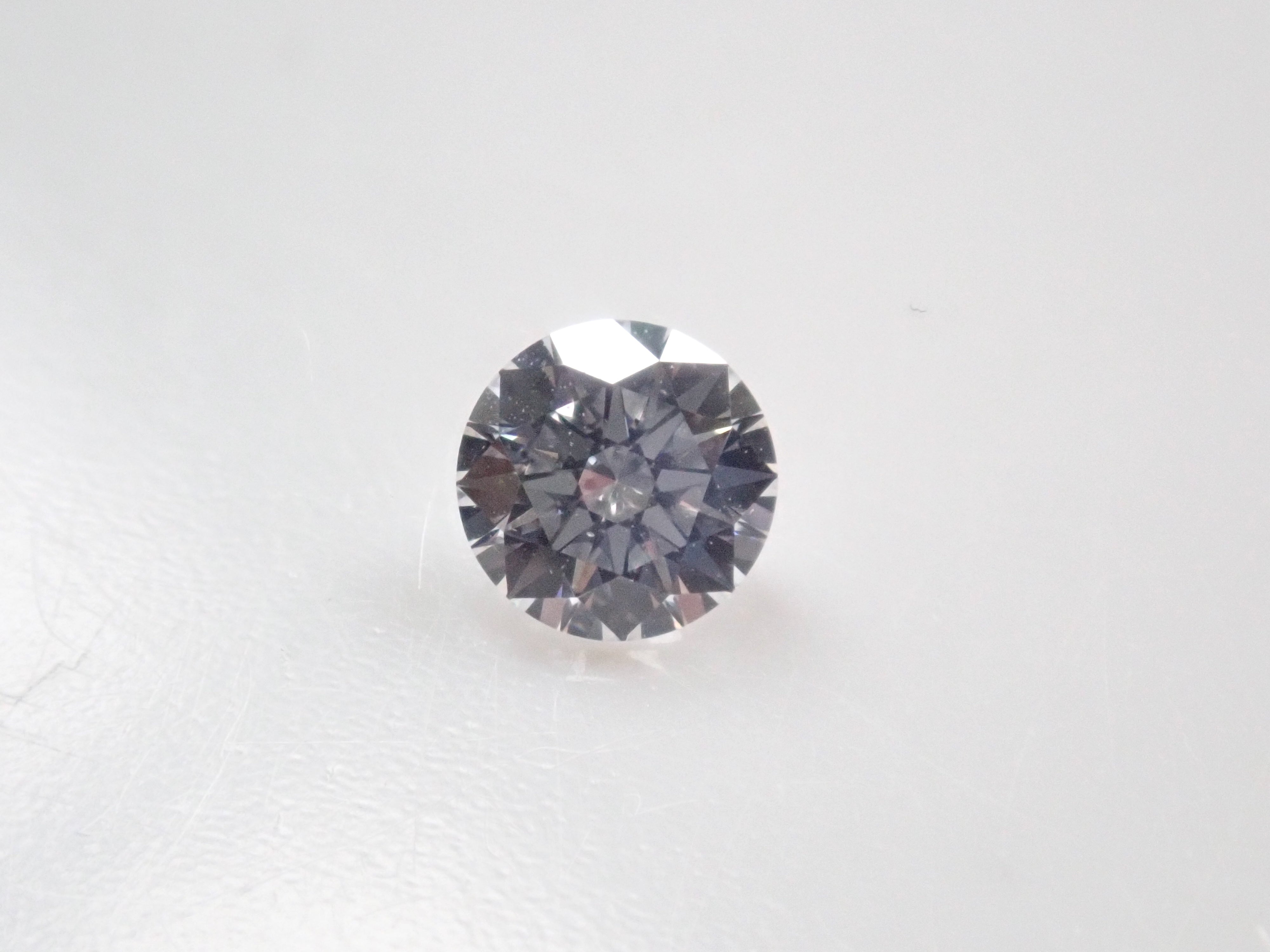 フローレスダイヤモンド(H&C) 4.0mm/0.224ctルース(D, FL, 3Excellent H&C) GIA&中宝