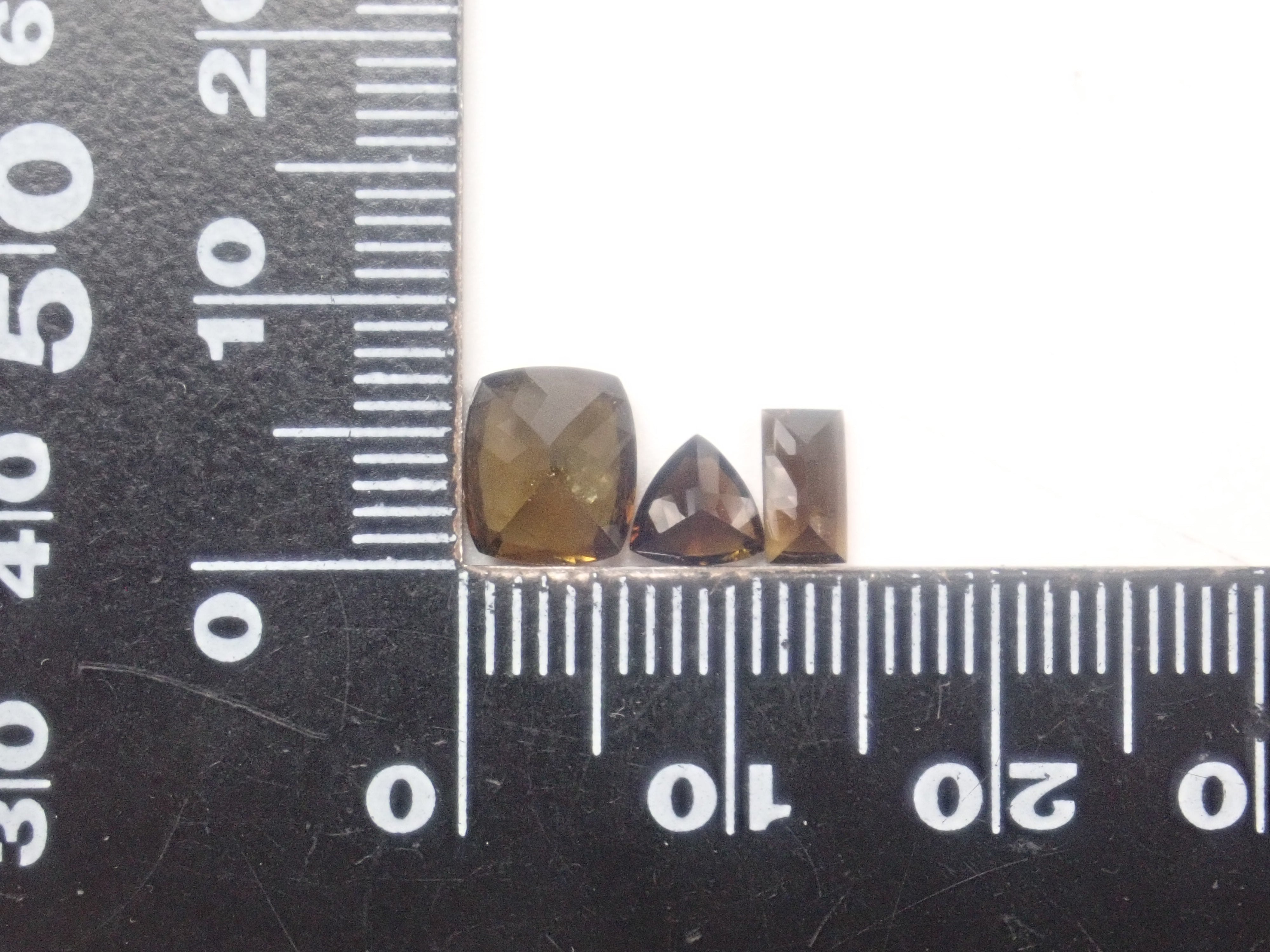 【2/6 22時販売】《限定10石》レアストーンガチャ💎通常29,800円のモザンビーク産パライバトルマリン・1.8ctのシンシャ鑑別書付き・コーネルピン・エピドート《複数購入割引有》