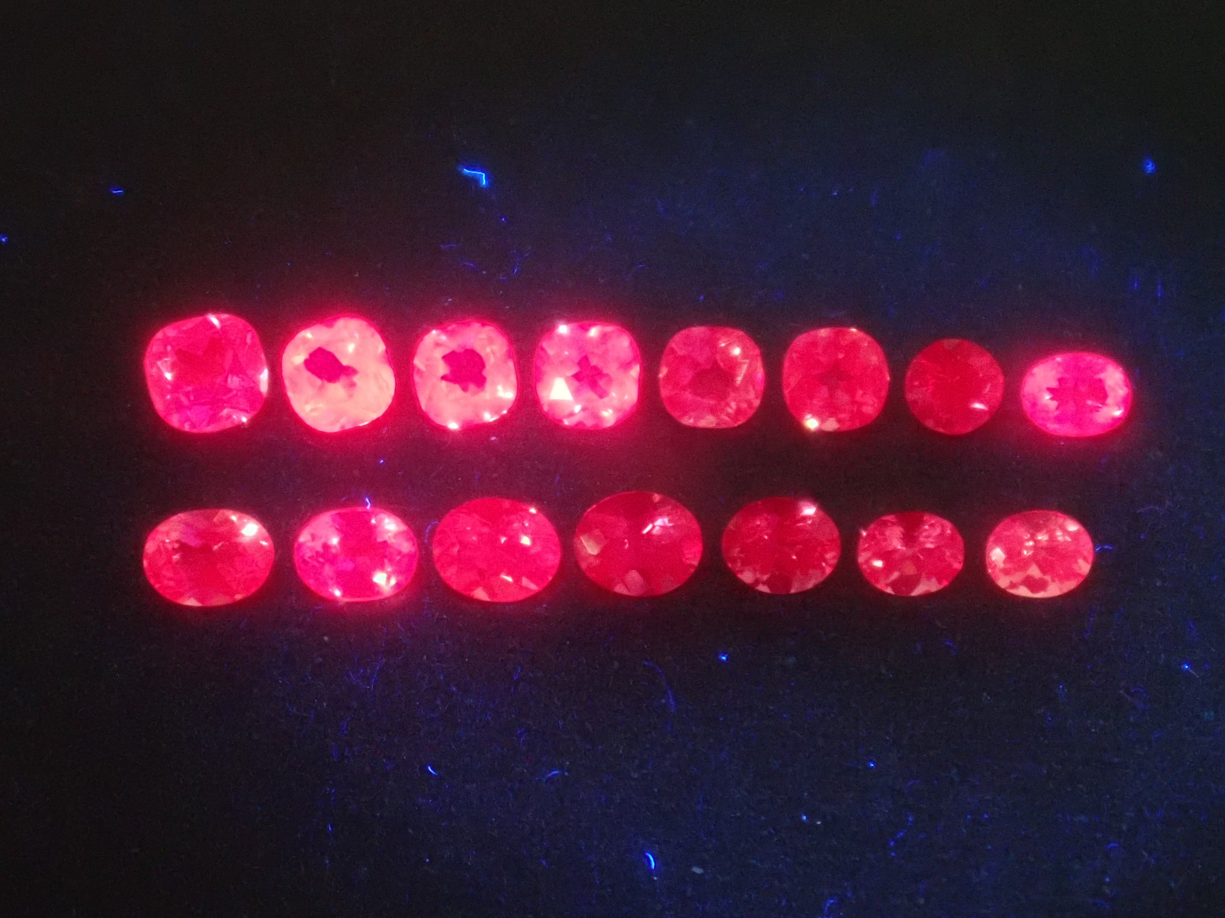 Limited to 6 stones: 1 loose pink spinel from Mahenge, Tanzania (round cut, 3.0mm) Discounts for multiple purchases
