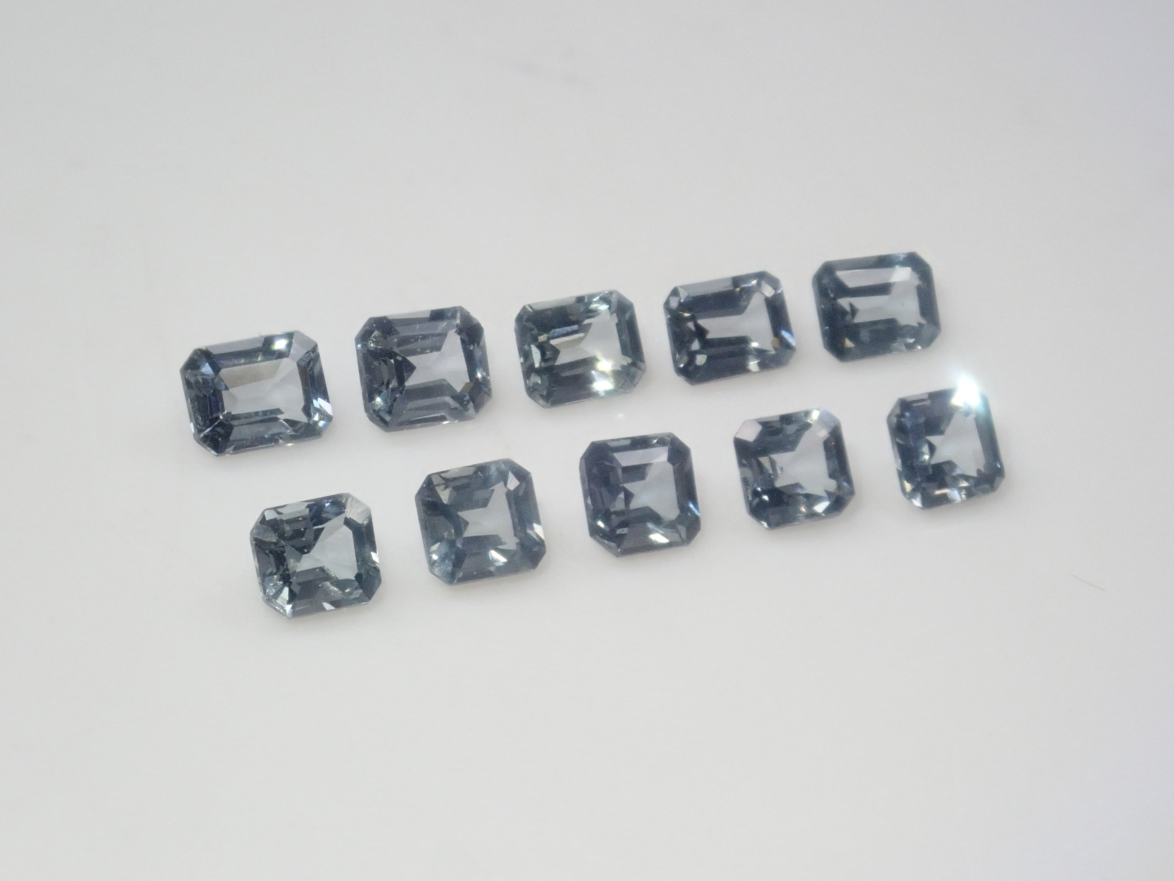 【9 月 7 日晚上 10 點發售】限量 15 顆寶石:價值 60,000 日圓的 Musgravite、Taaffeite、Cobalt Garnite、Spinel & Friends Gacha 等(贈品:1 顆白金尖晶石)【可享多次購買折扣】