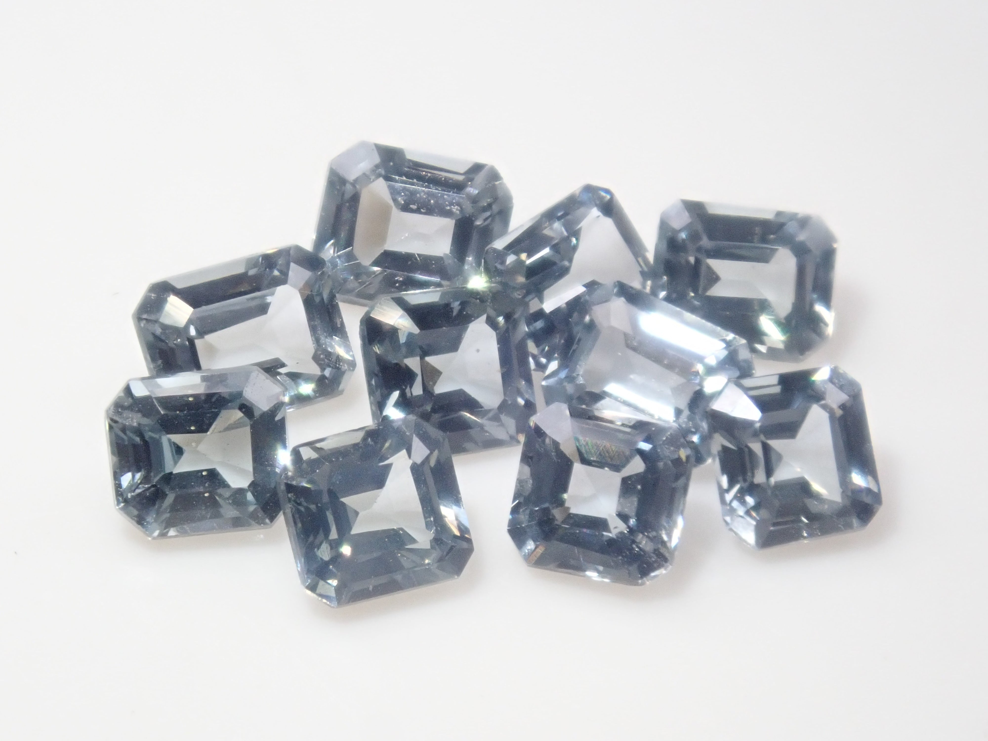 【9 月 7 日晚上 10 點發售】限量 15 顆寶石:價值 60,000 日圓的 Musgravite、Taaffeite、Cobalt Garnite、Spinel & Friends Gacha 等(贈品:1 顆白金尖晶石)【可享多次購買折扣】