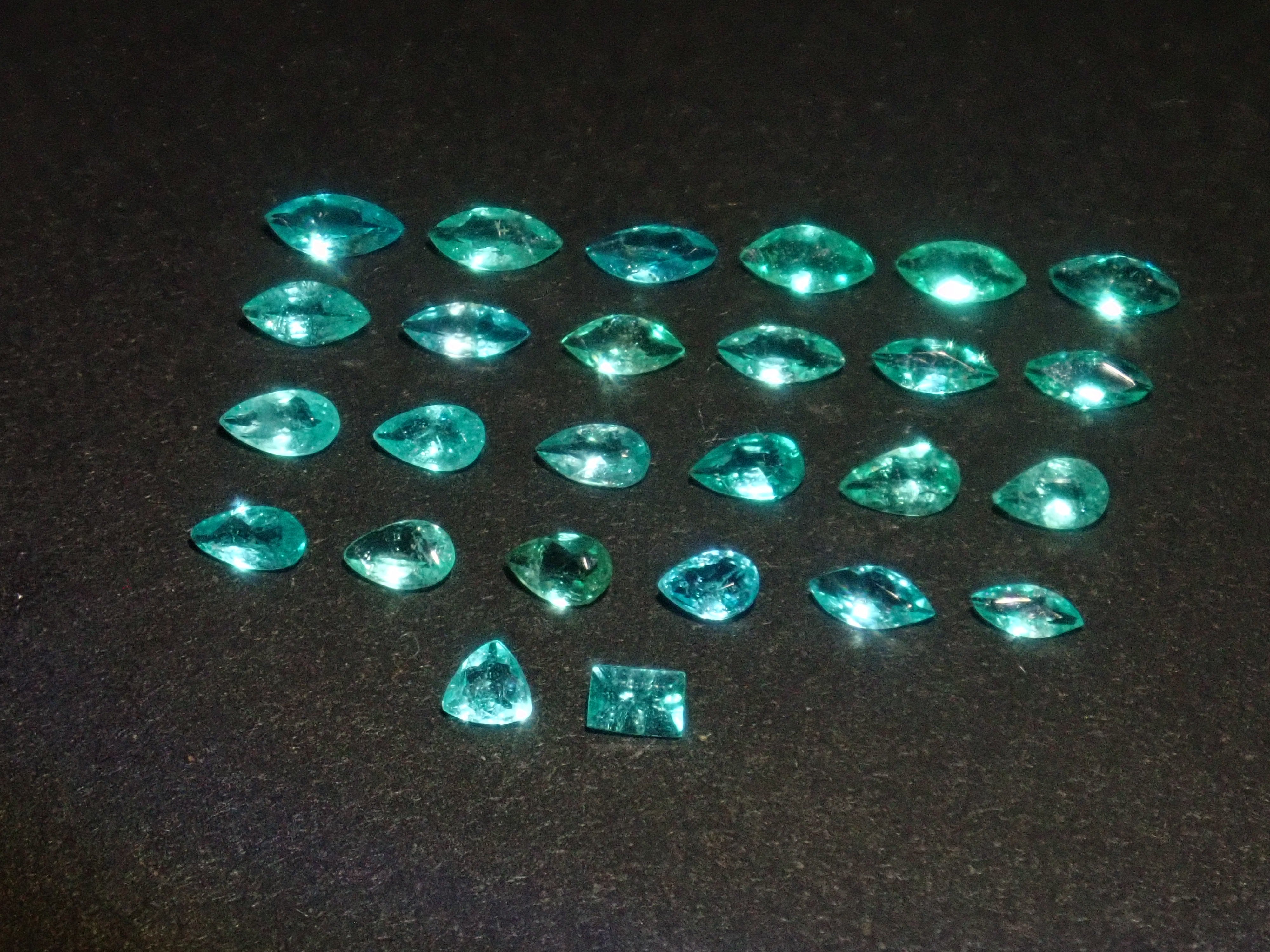 【11/3 22時販売】《29石限定》非加熱ブラジル産パライバトルマリン3石含むパライバトルマリン(バターリャ鉱山)ガチャ1石ルース💎《複数購入割引有》