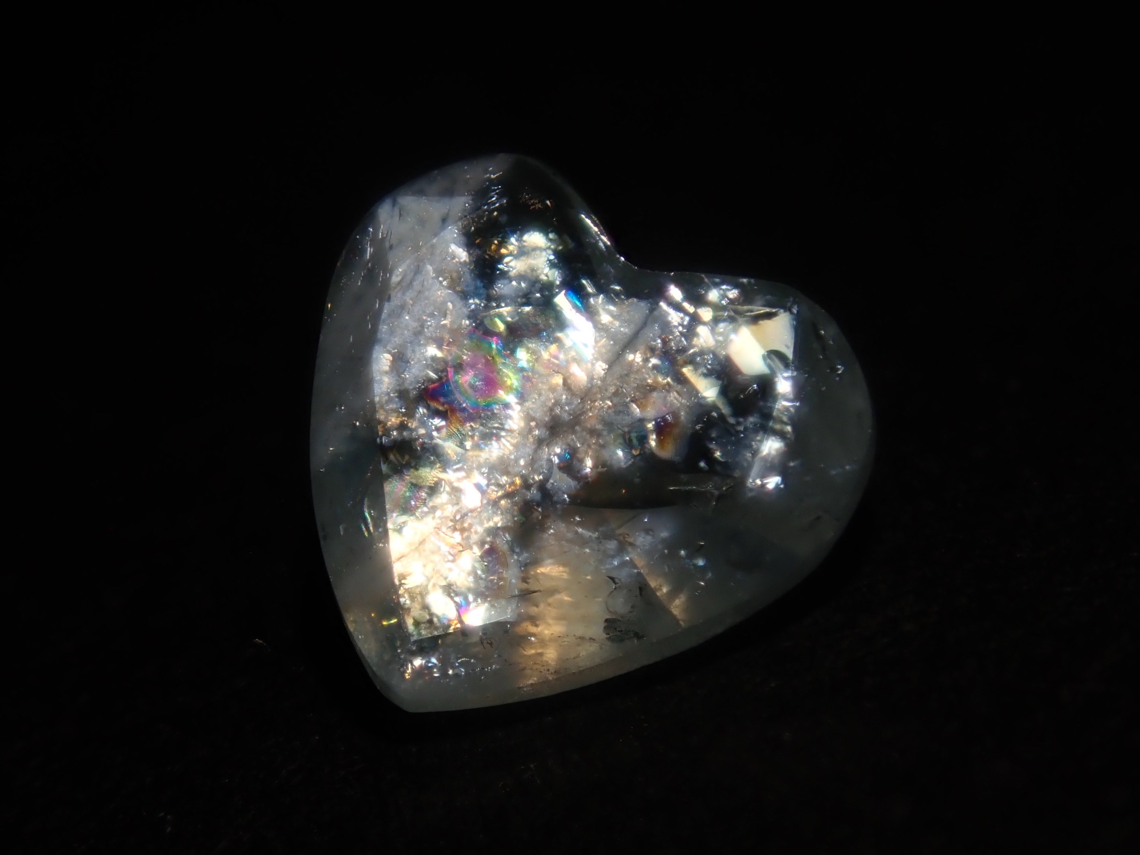 Brazilian Rainbow Aquamarine (Iridescent Aquamarine) Loose Stone (Heart Shape) (Multiple Purchase Discounts Available)
