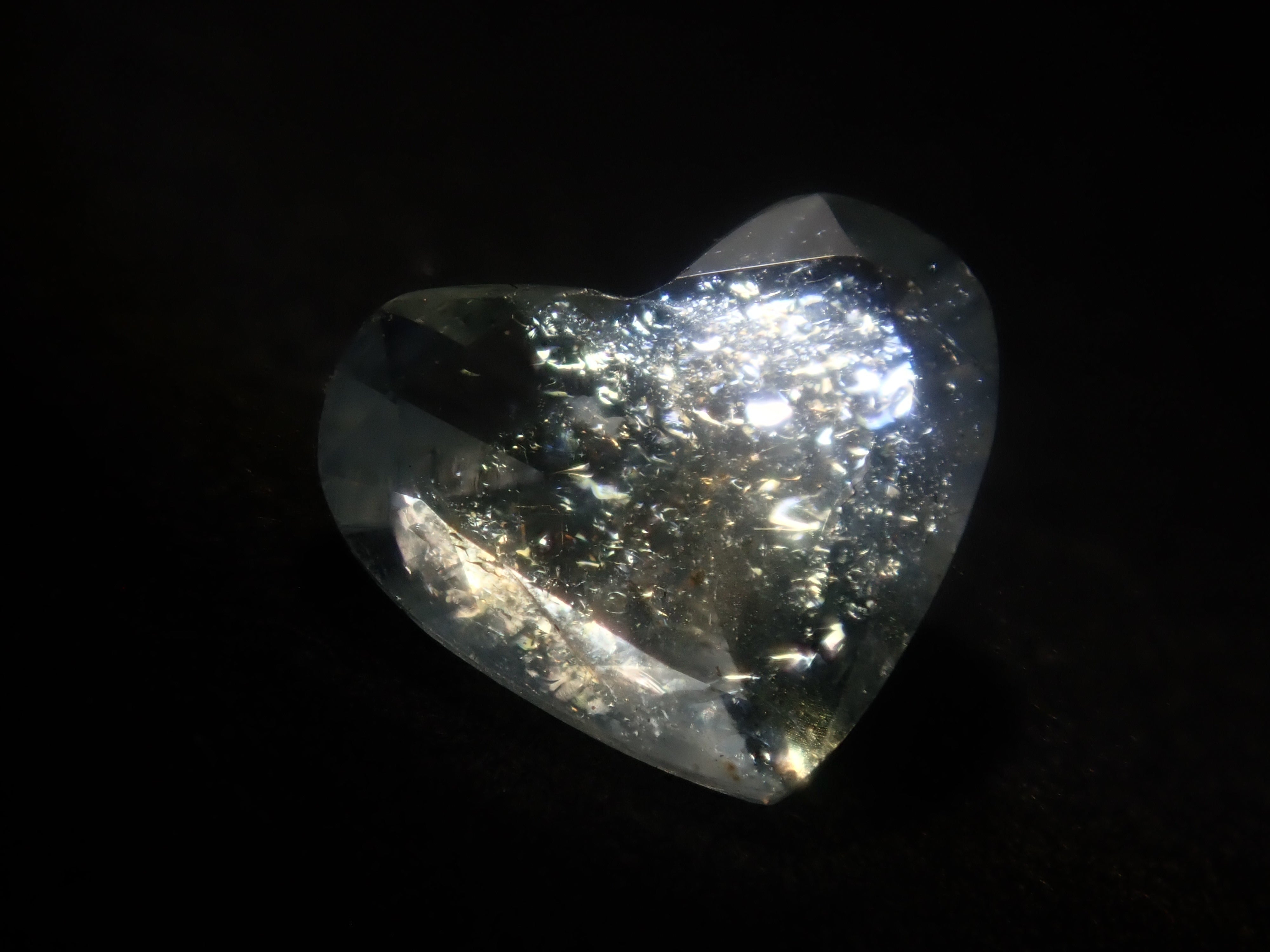 Brazilian Rainbow Aquamarine (Iridescent Aquamarine) Loose Stone (Heart Shape) (Multiple Purchase Discounts Available)