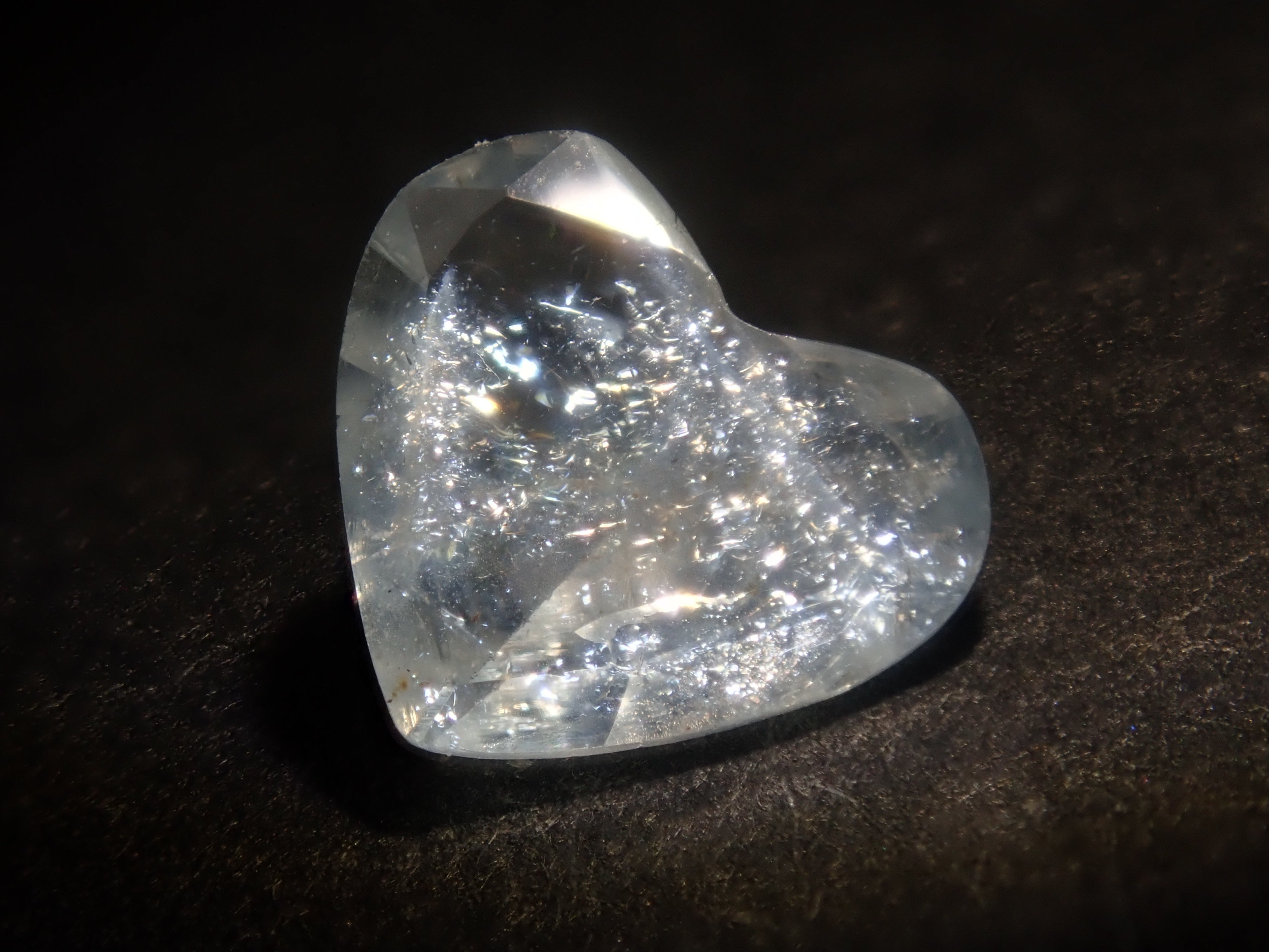Brazilian Rainbow Aquamarine (Iridescent Aquamarine) Loose Stone (Heart Shape) (Multiple Purchase Discounts Available)