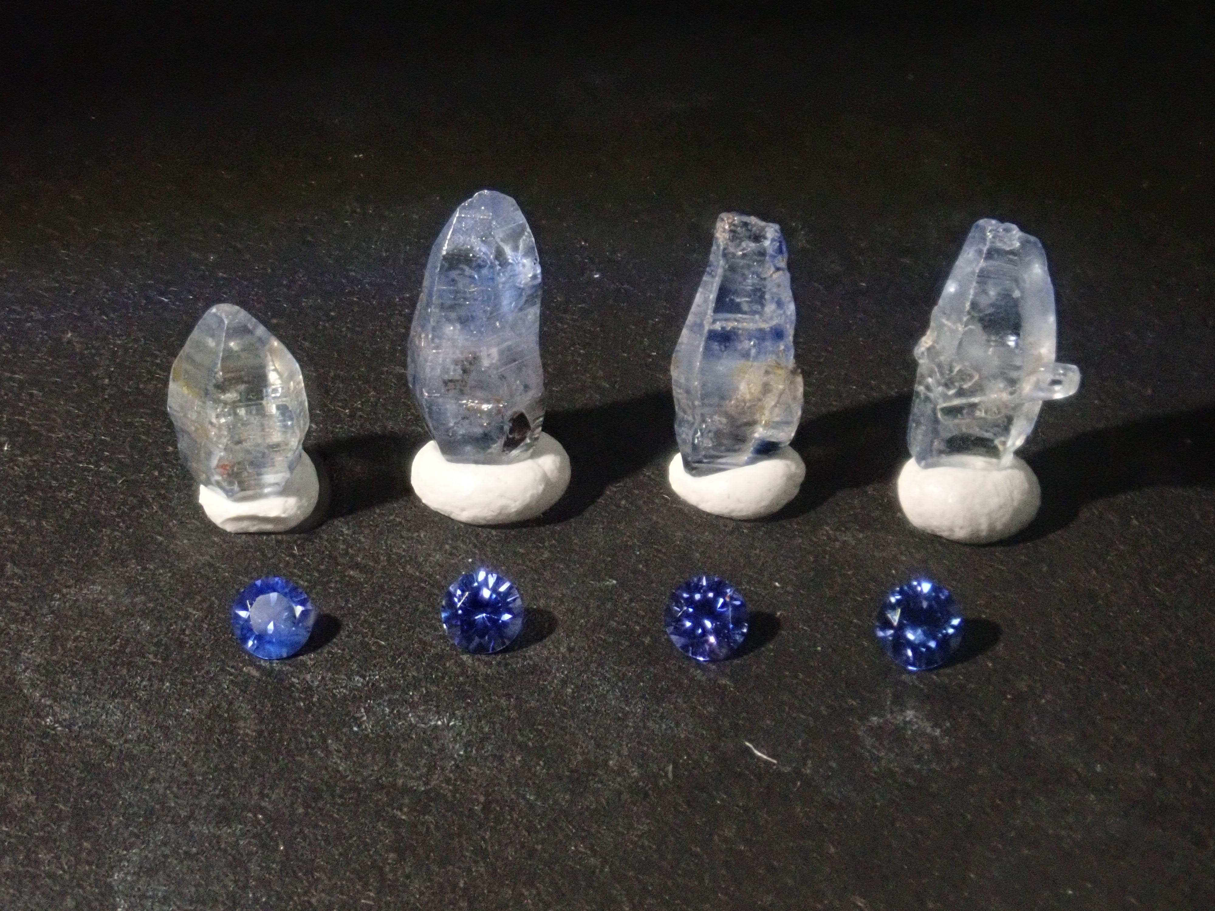 Limited to 4 sets: Sri Lankan sapphire (2.5mm, round cut) and Sri Lankan glass body set of 2 stones. Discounts available for multiple purchases.