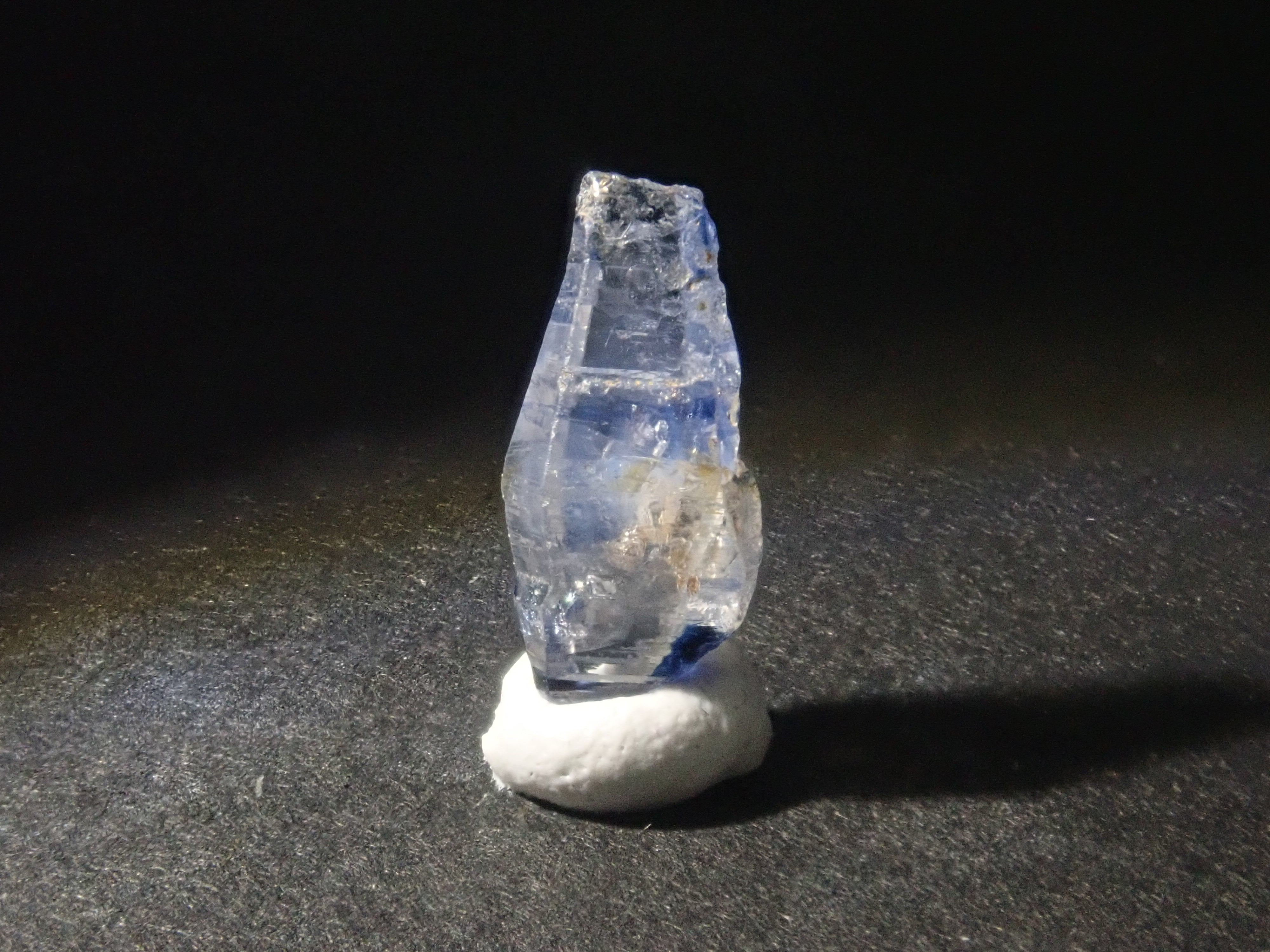 Limited to 4 sets: Sri Lankan sapphire (2.5mm, round cut) and Sri Lankan glass body set of 2 stones. Discounts available for multiple purchases.