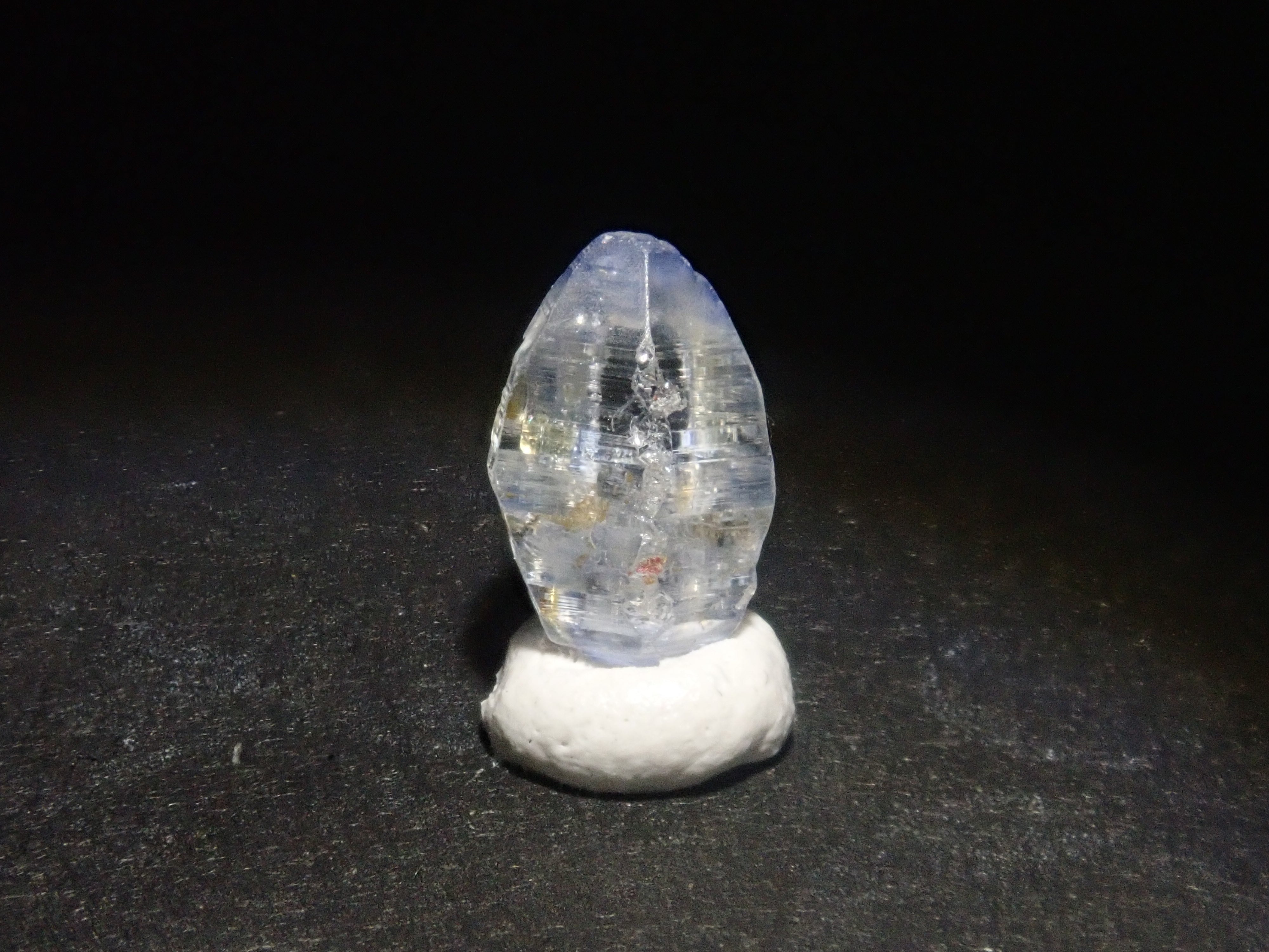 Limited to 4 sets: Sri Lankan sapphire (2.5mm, round cut) and Sri Lankan glass body set of 2 stones. Discounts available for multiple purchases.