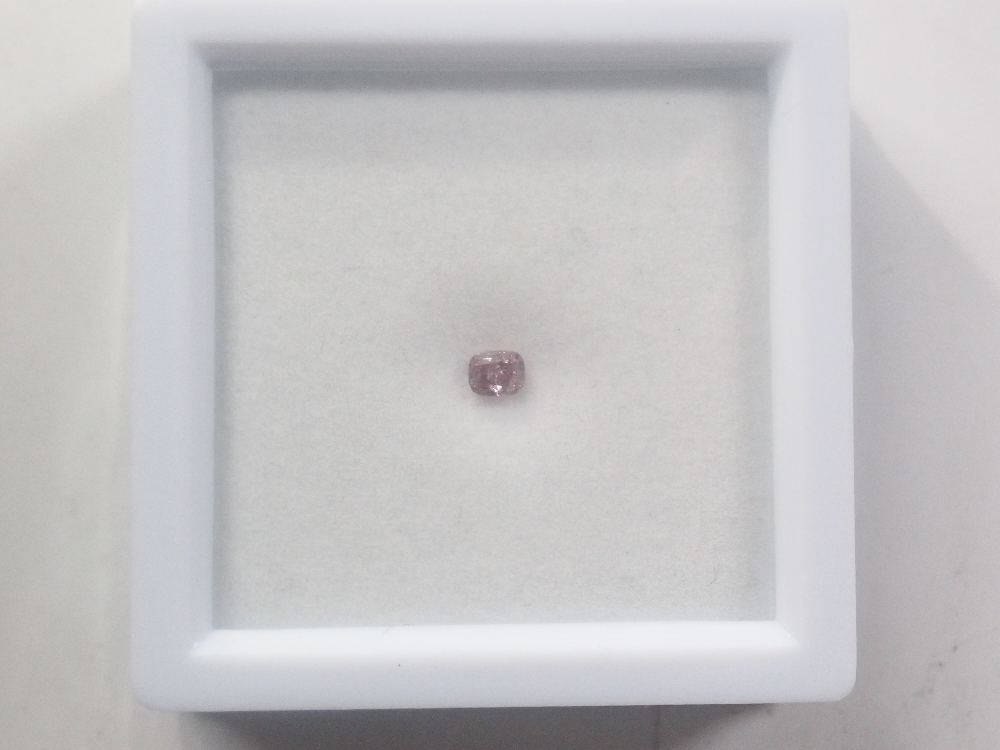 {六月活動限量版} 稀有寶石 Gacha💎 帕帕拉恰藍寶石 0.3ct+ 附證書、藍錐礦、紅色綠柱石等散石,每顆寶石售價 1 顆 {可享多顆購買折扣}