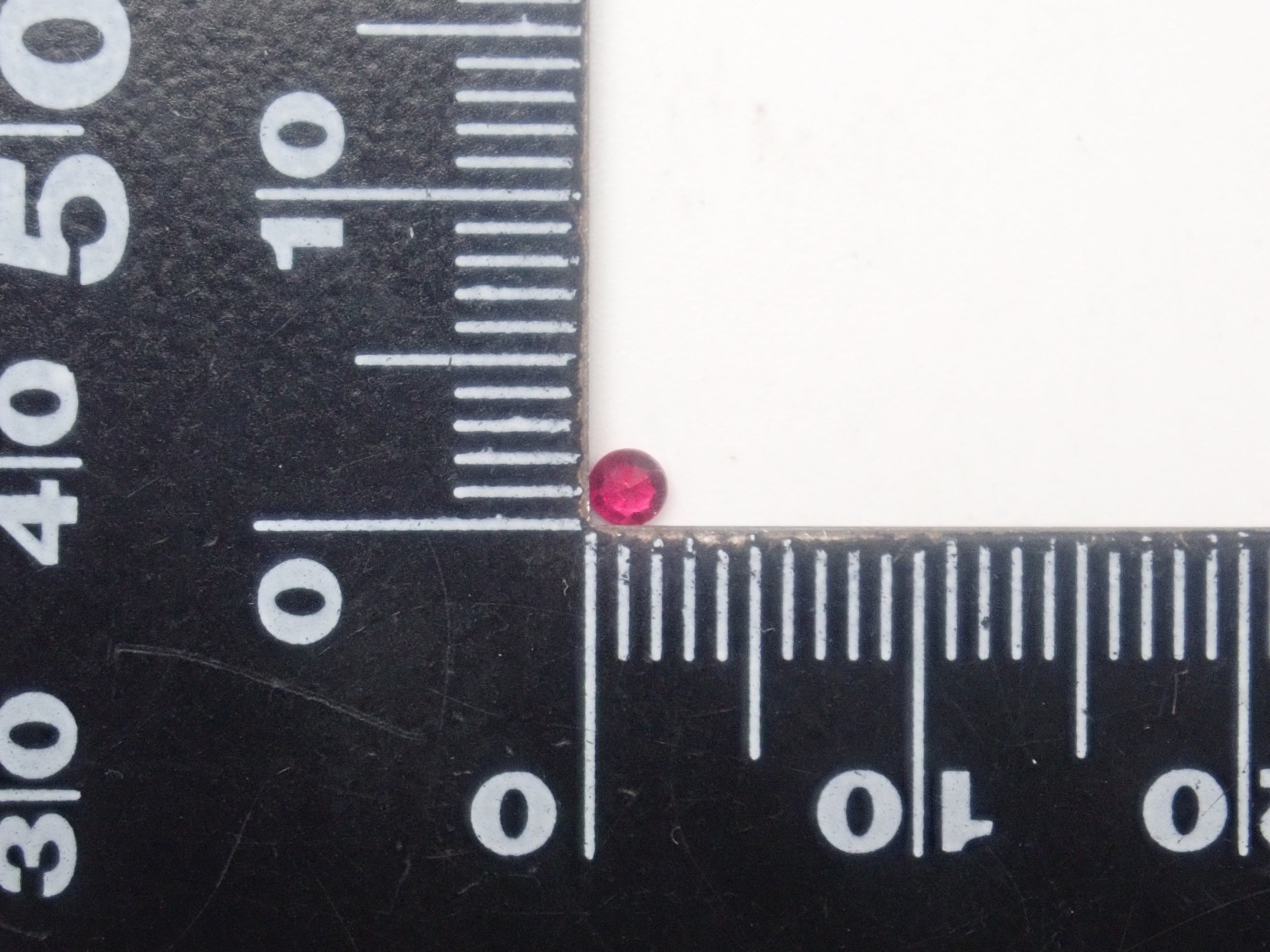 【2/1 22時販売】《限定15石》赤色ガチャ💎通常55,800円の非加熱ピジョンブラッドルビーAIGS鑑別書付きやホットピンクサファイアなど(さらにサンジェ氏新作サファイアおまけ)《複数購入割引有》