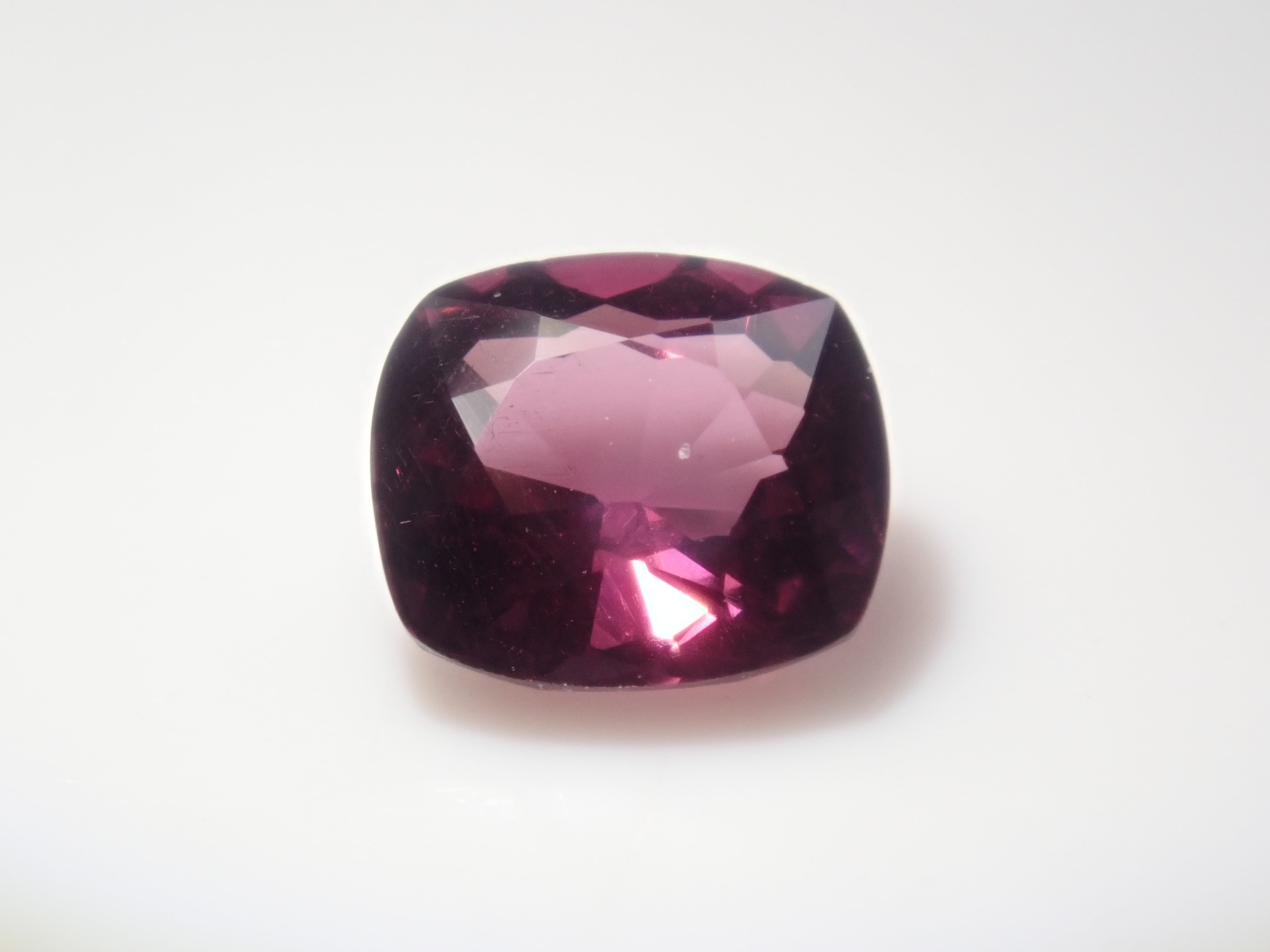 【8/16 22時販売】《限定9石》バイカラースピネル1石(0.93ct)含むスピネルガチャ1石(8月誕生石)《複数購入割引有》
