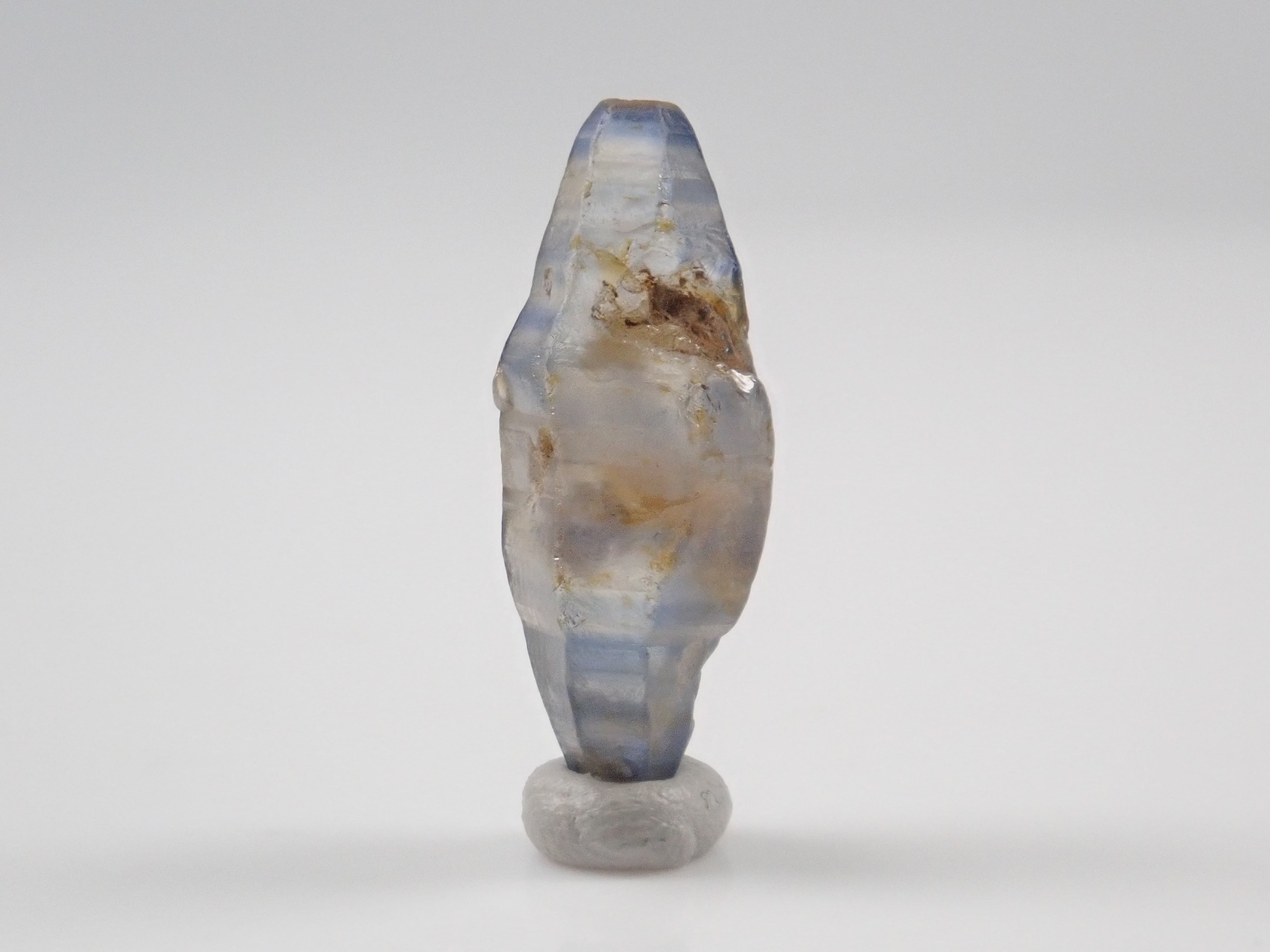 スリランカ産グラスボディ(サファイアクリスタル) 8.328ct原石