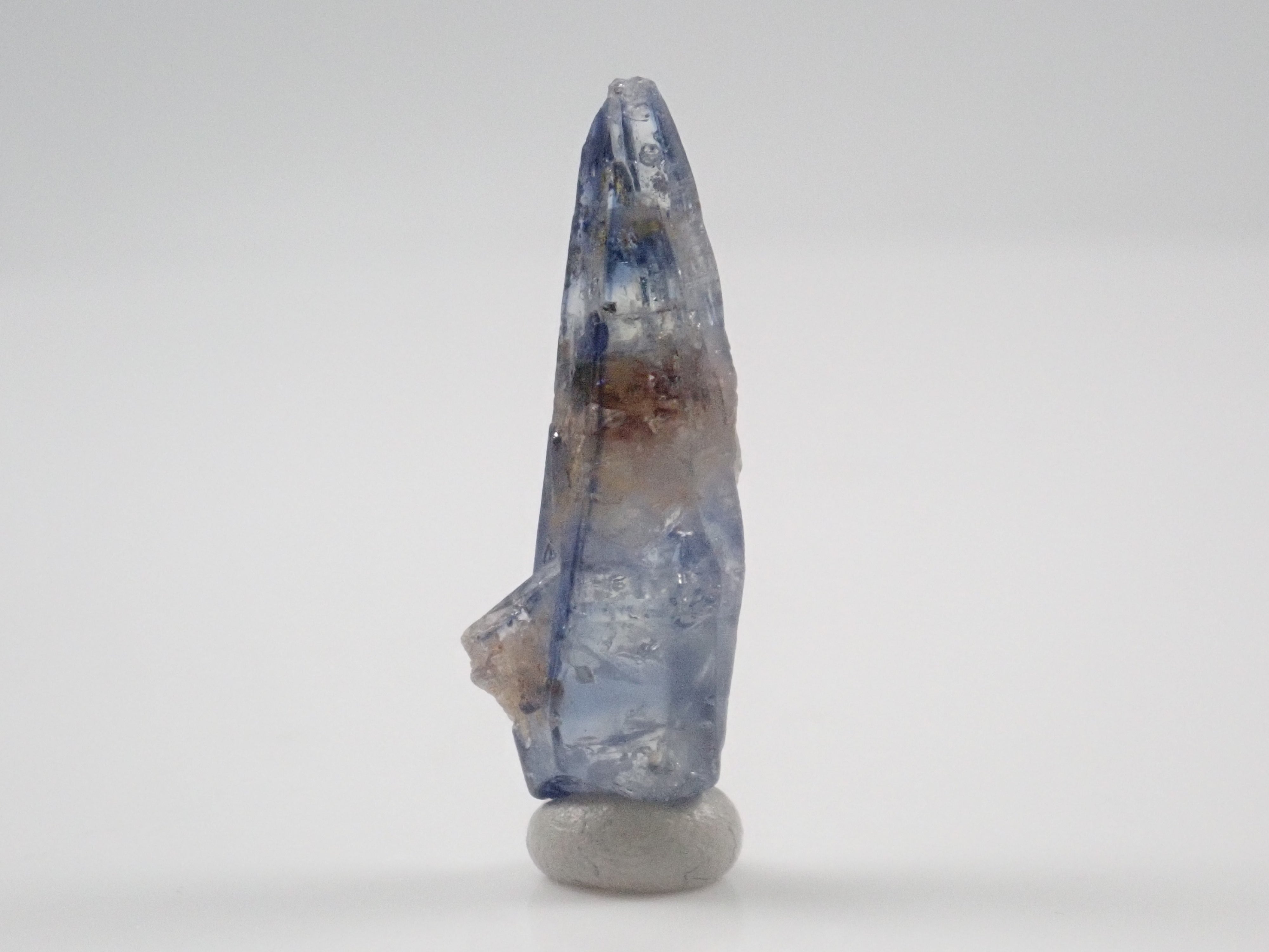 スリランカ産グラスボディ(サファイアクリスタル) 10.140ct原石